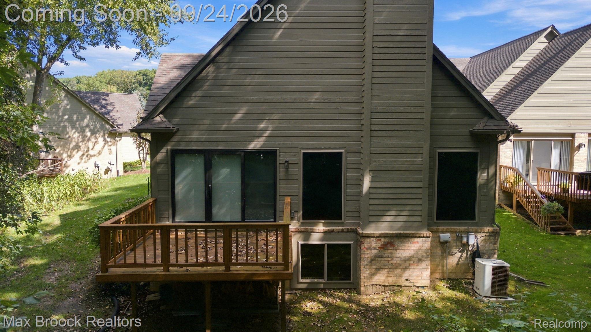24585 Edgewood Drive
