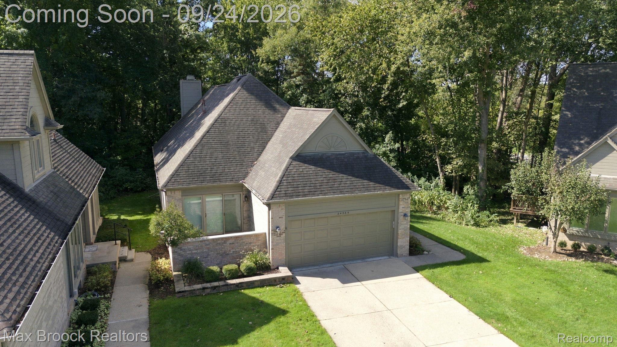 24585 Edgewood Drive