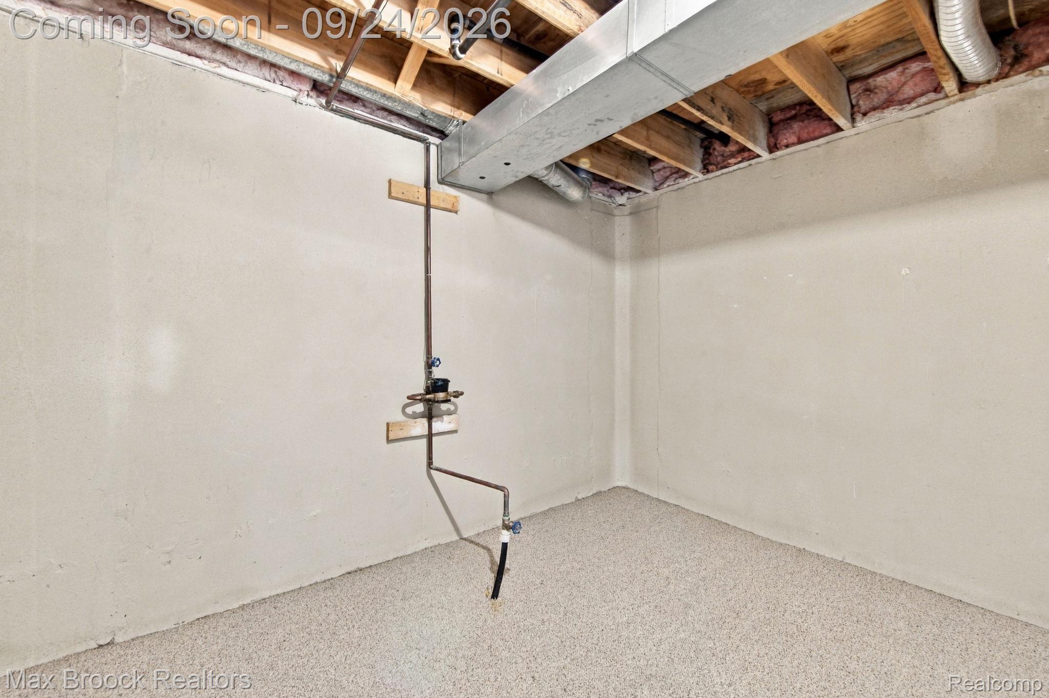 24585 Edgewood Drive