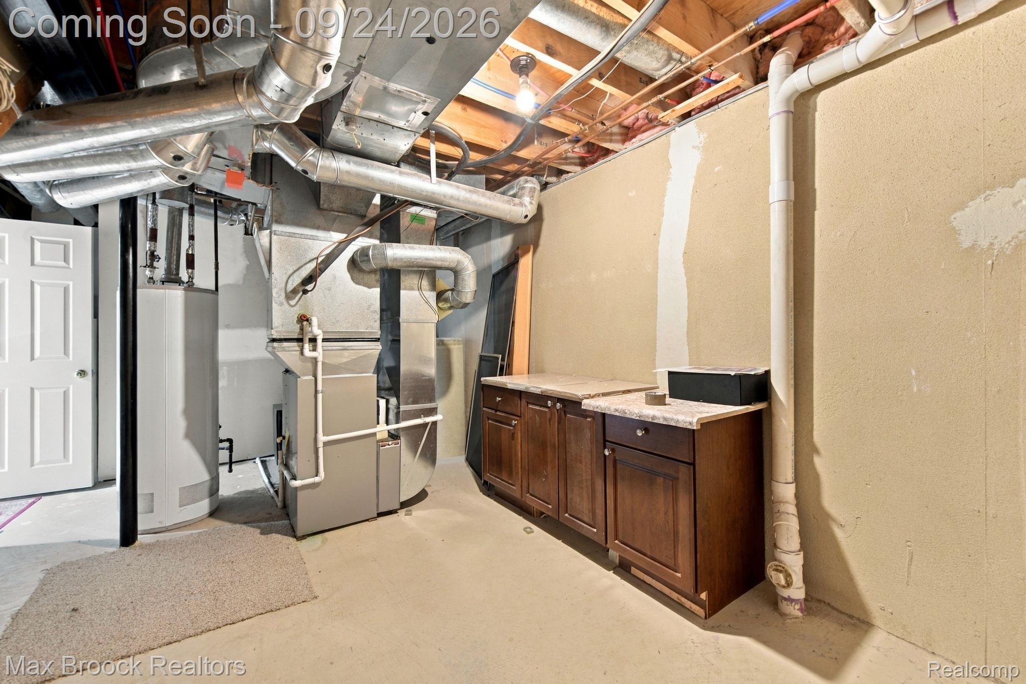 24585 Edgewood Drive