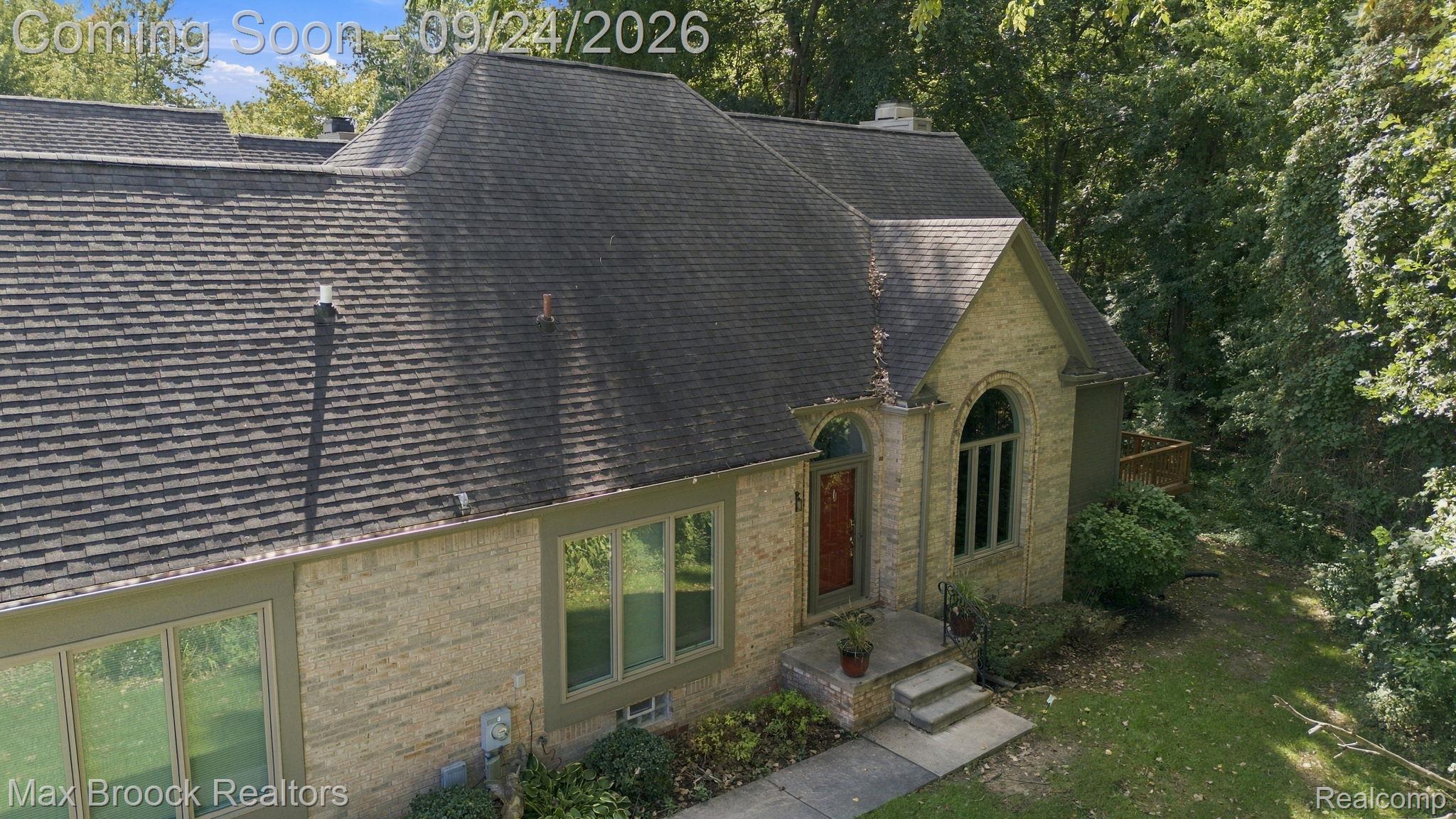 24585 Edgewood Drive