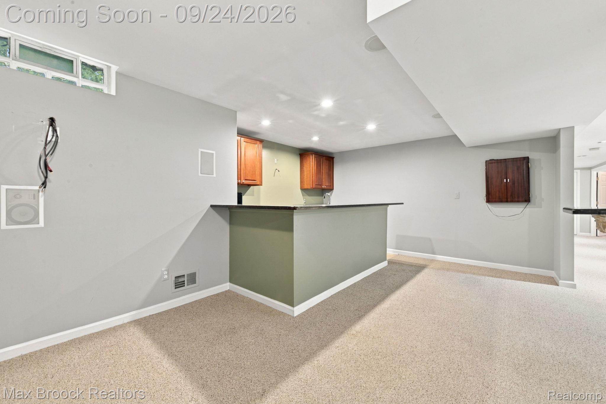 24585 Edgewood Drive