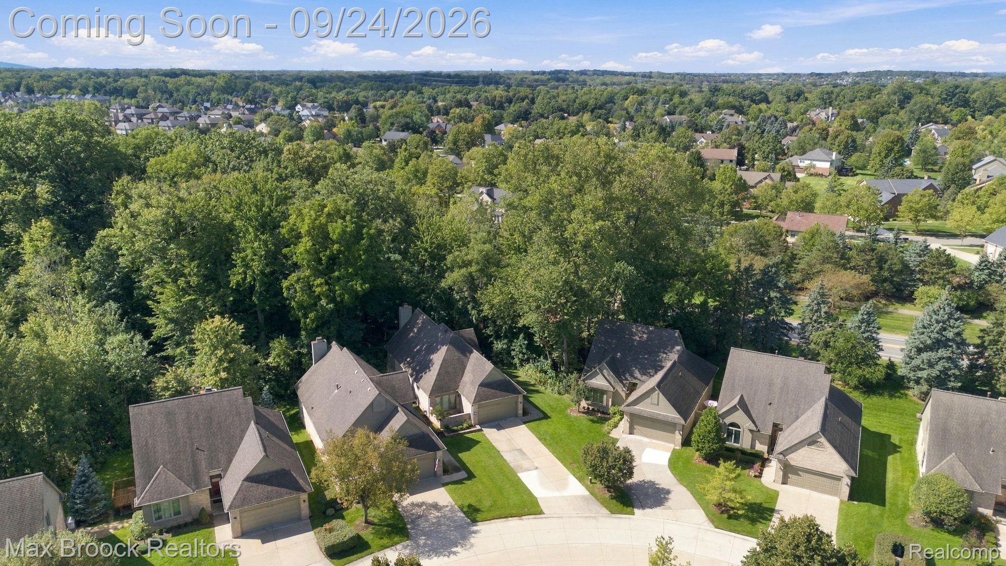 24585 Edgewood Drive