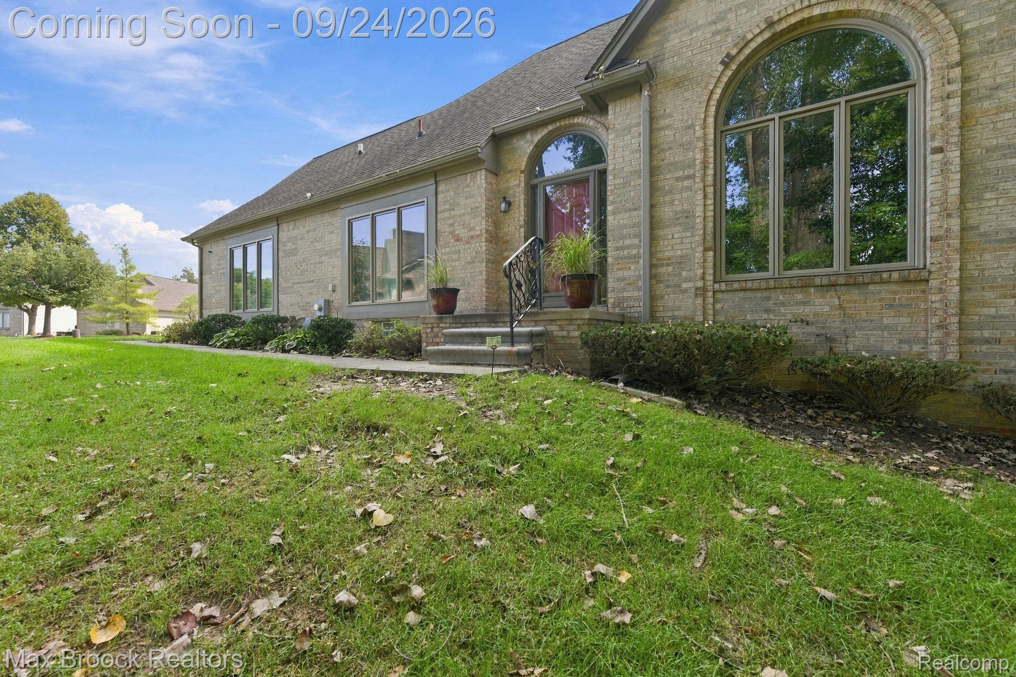 24585 Edgewood Drive