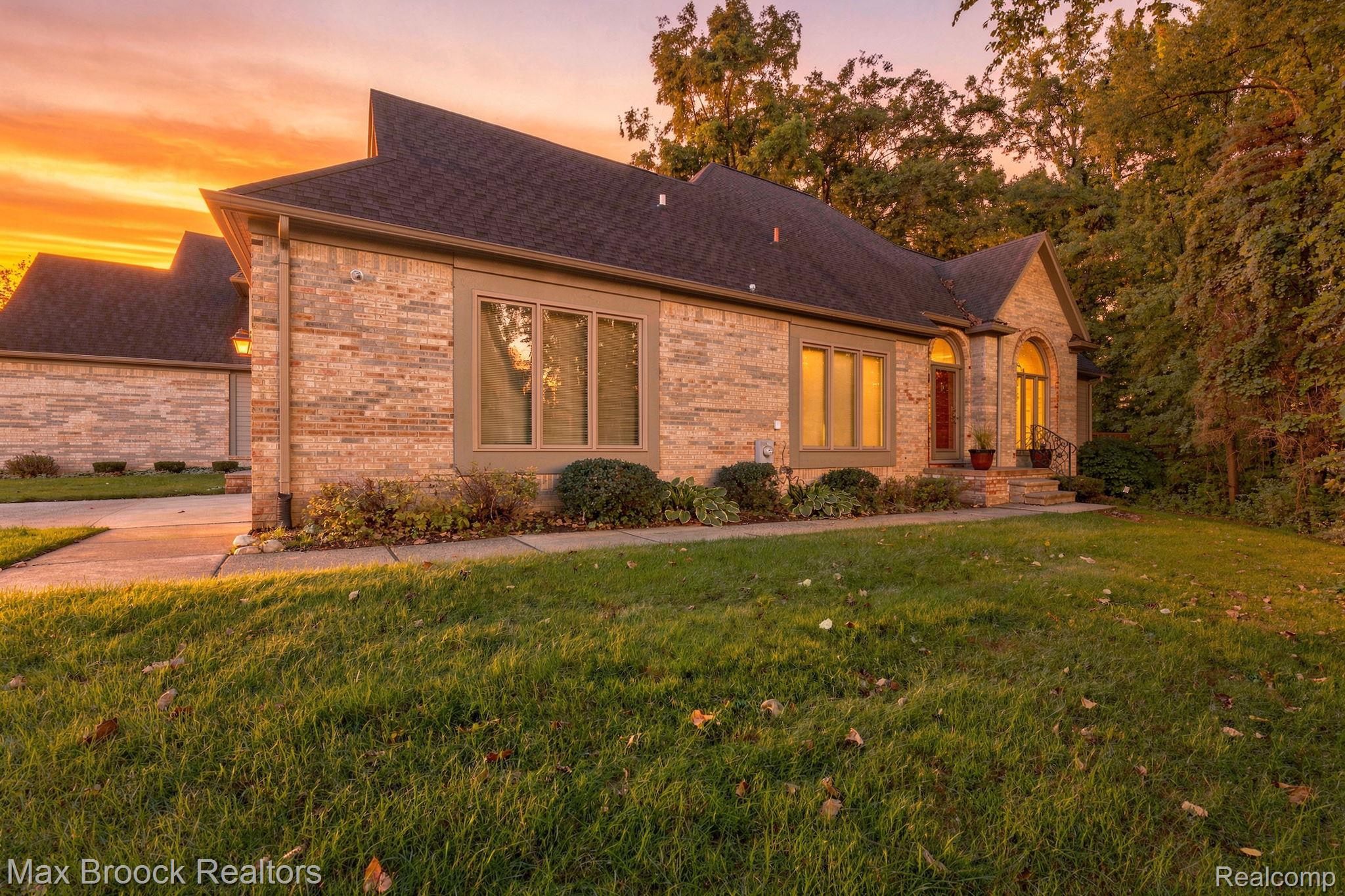 24585 Edgewood Drive