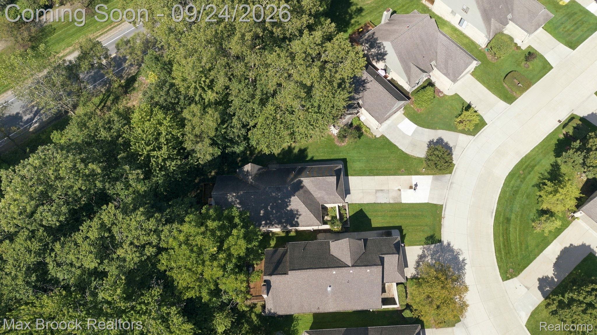 24585 Edgewood Drive
