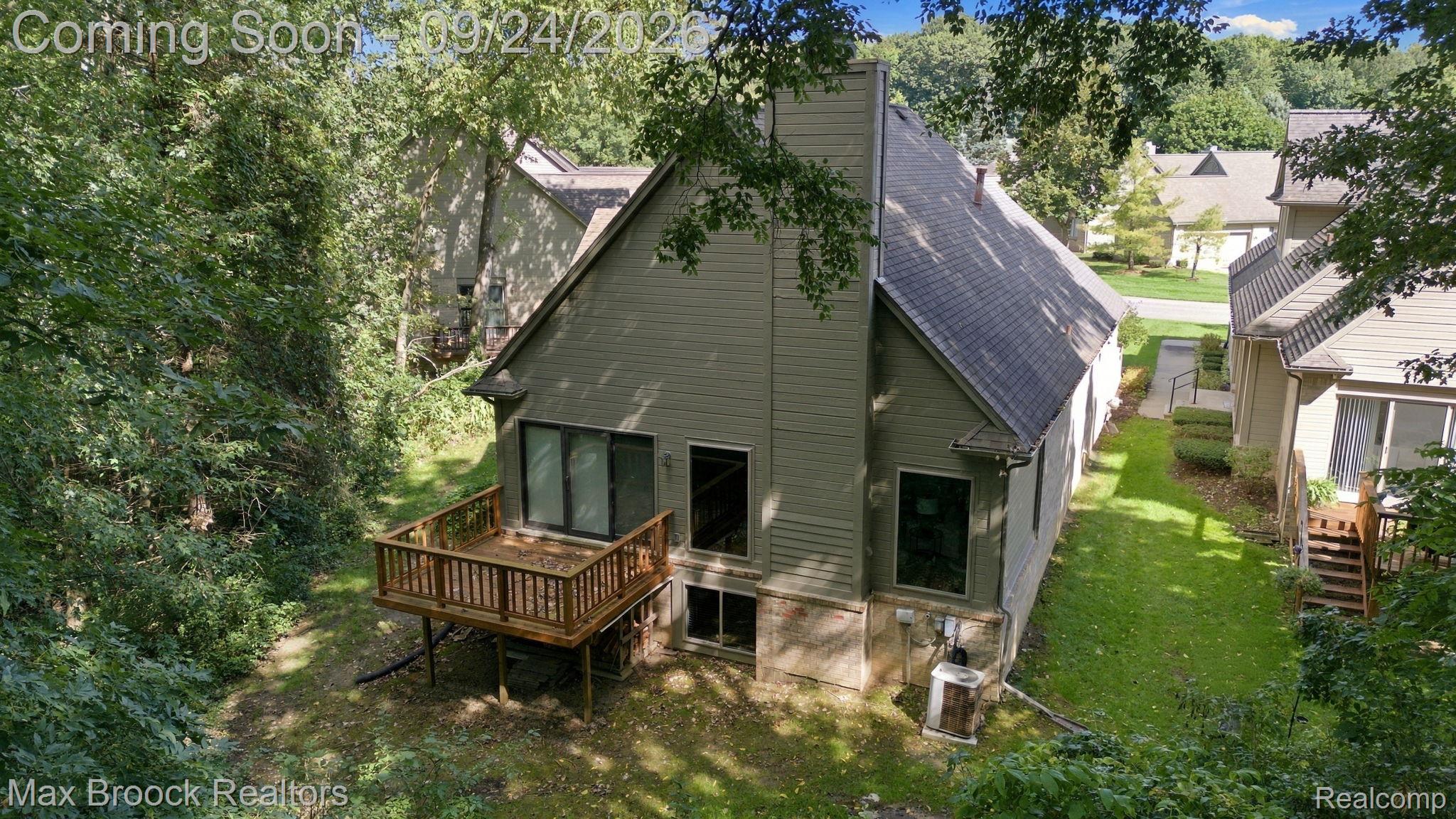 24585 Edgewood Drive