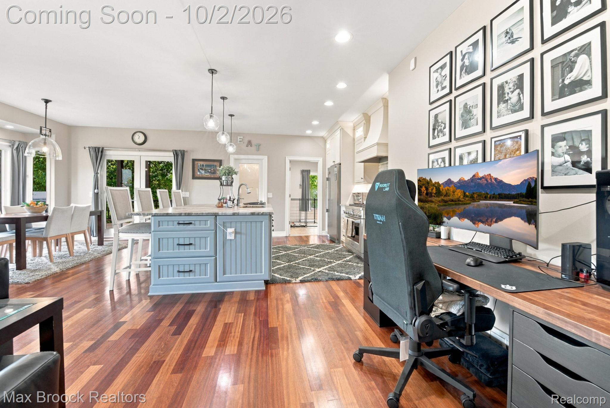 3937 Helens Gate Street