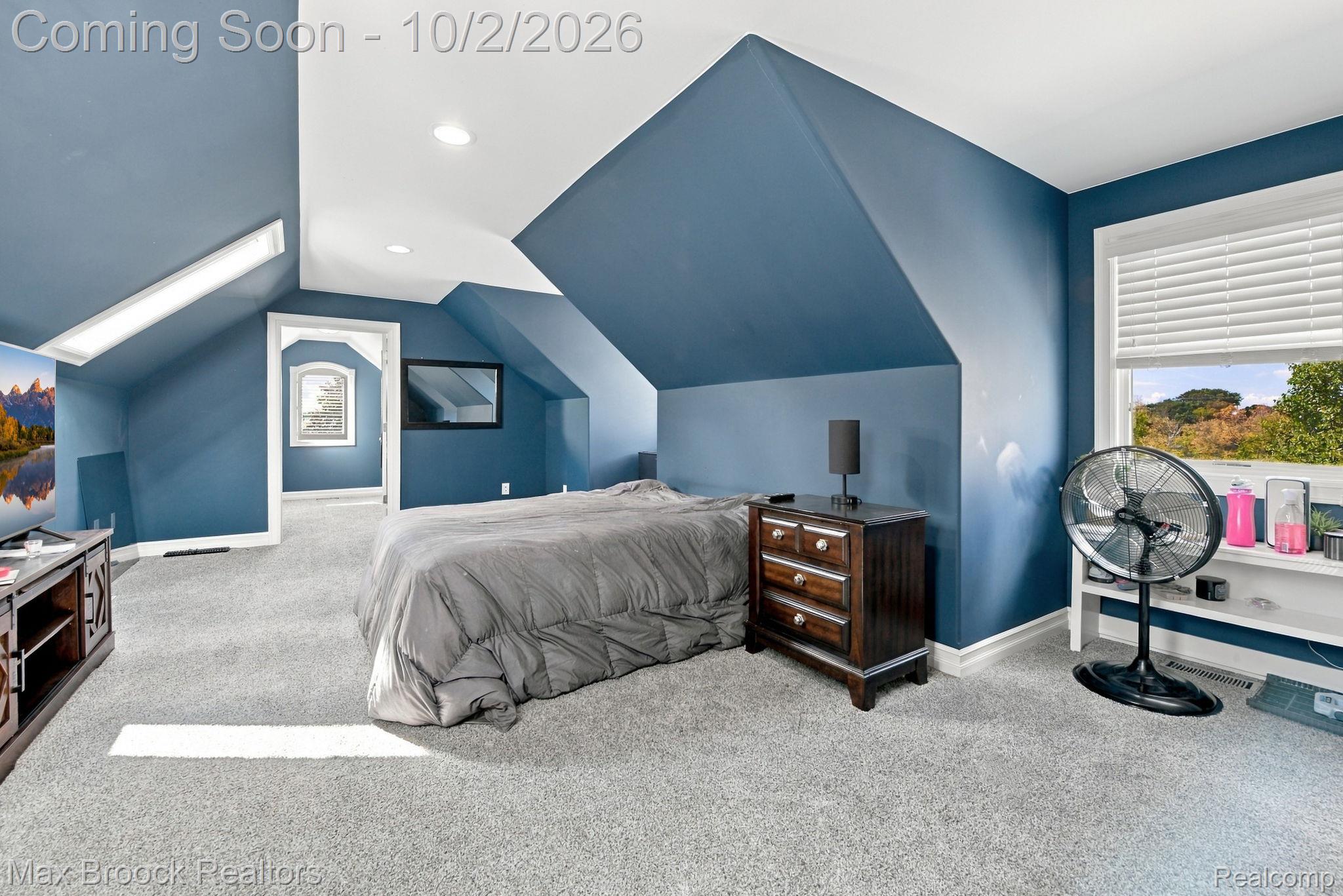 3937 Helens Gate Street