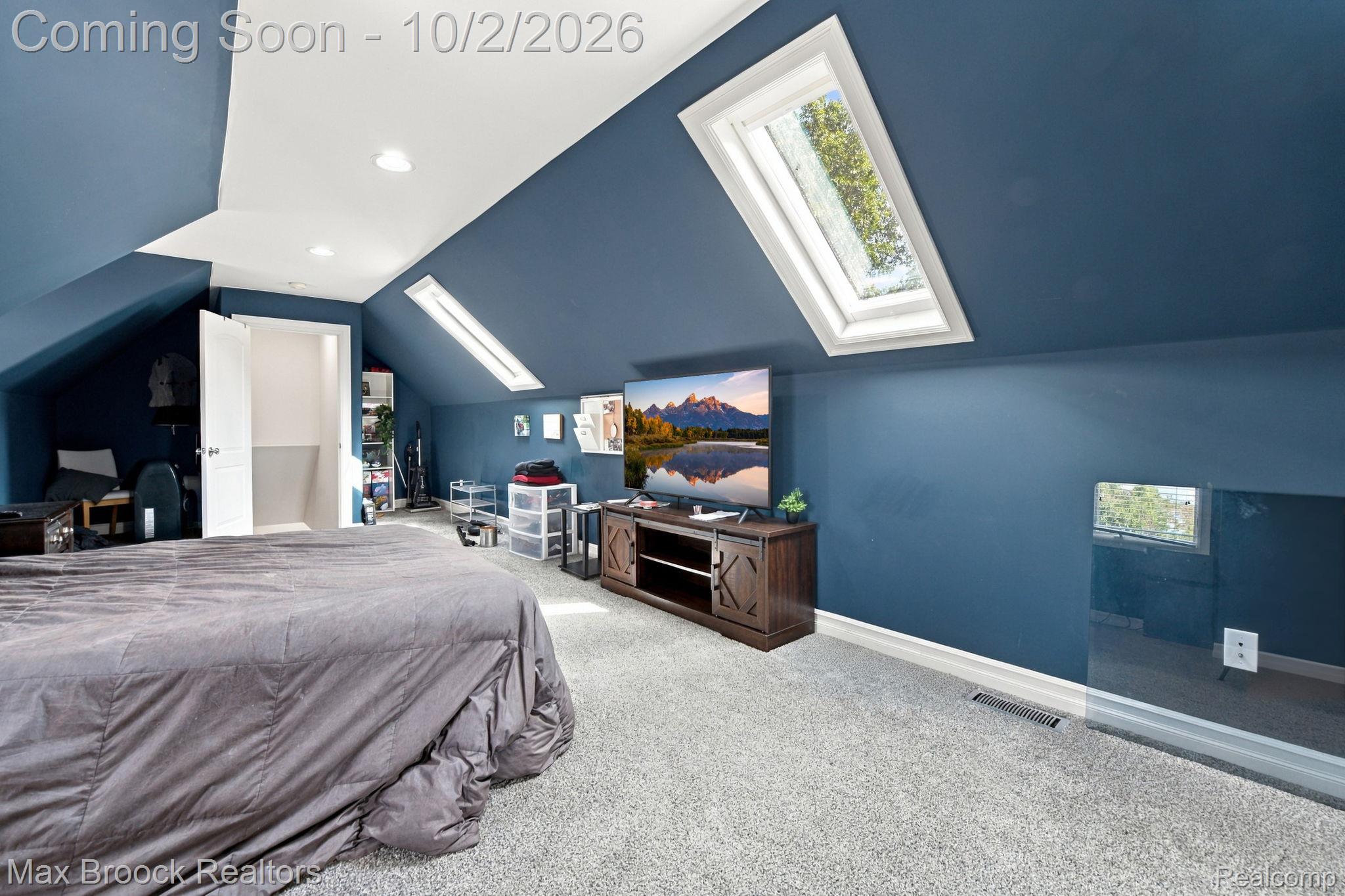 3937 Helens Gate Street