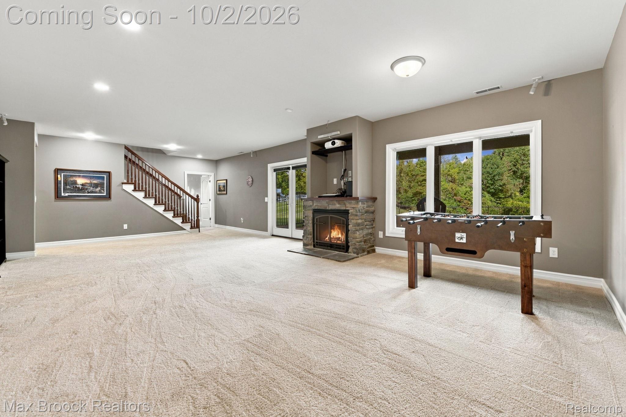 3937 Helens Gate Street