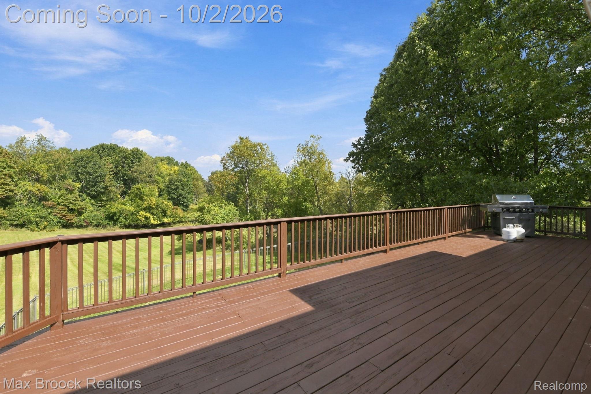 3937 Helens Gate Street