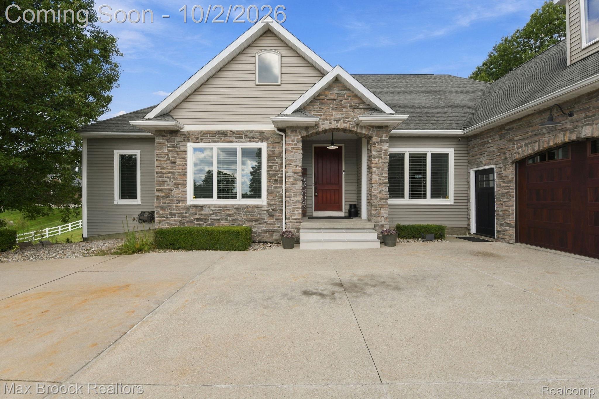 3937 Helens Gate Street