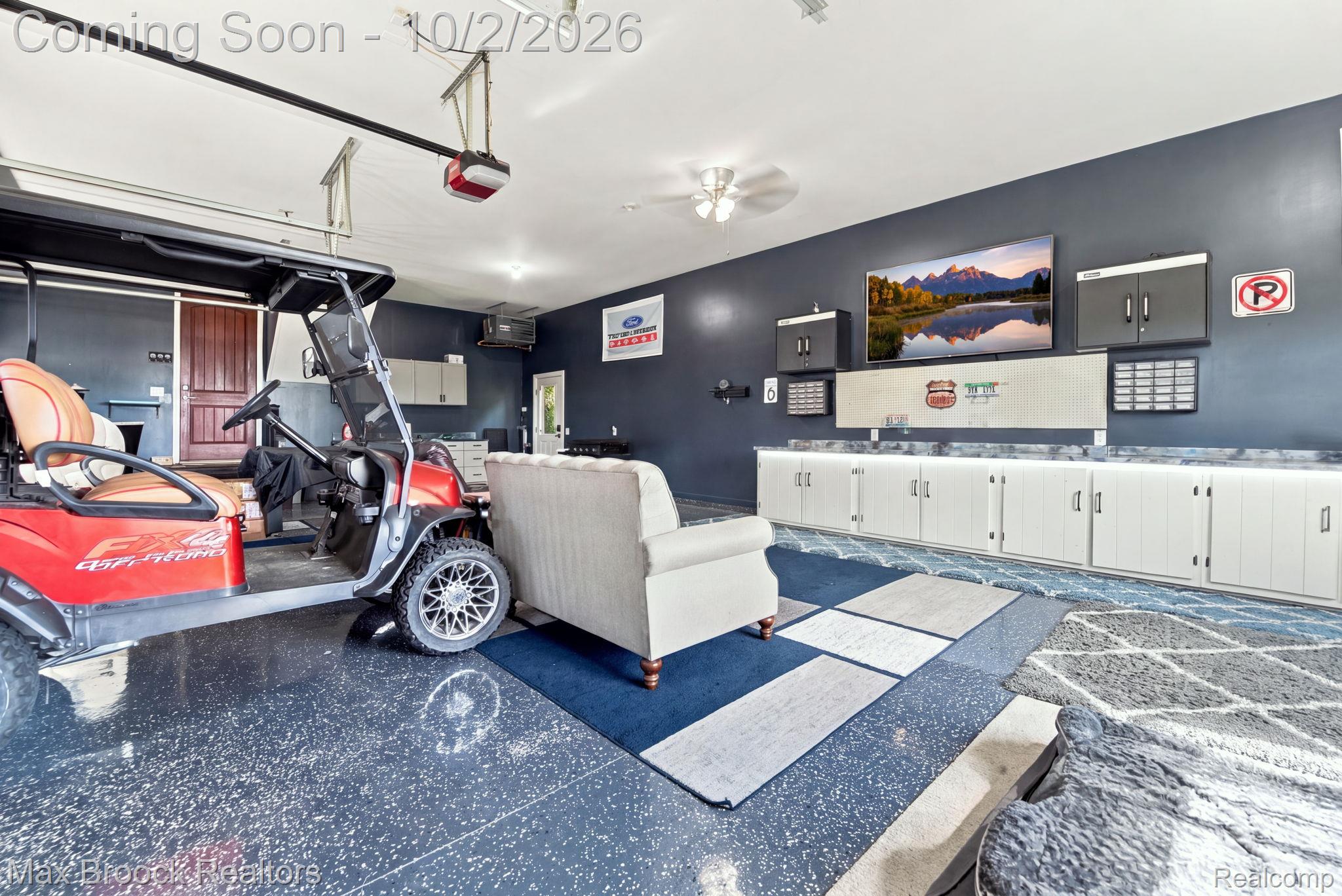 3937 Helens Gate Street