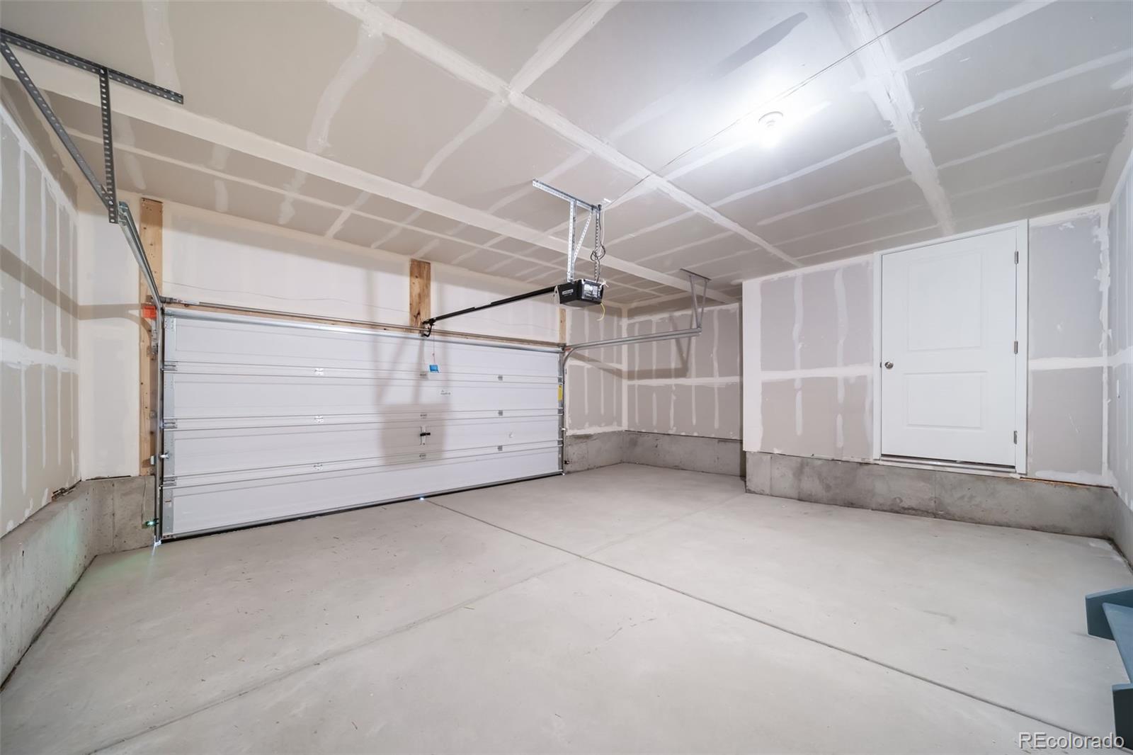 46518 Avery Lane