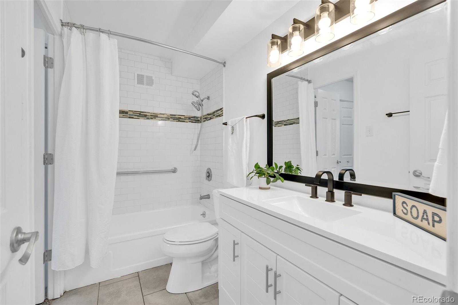 9300 E Center Avenue Unit: 7A