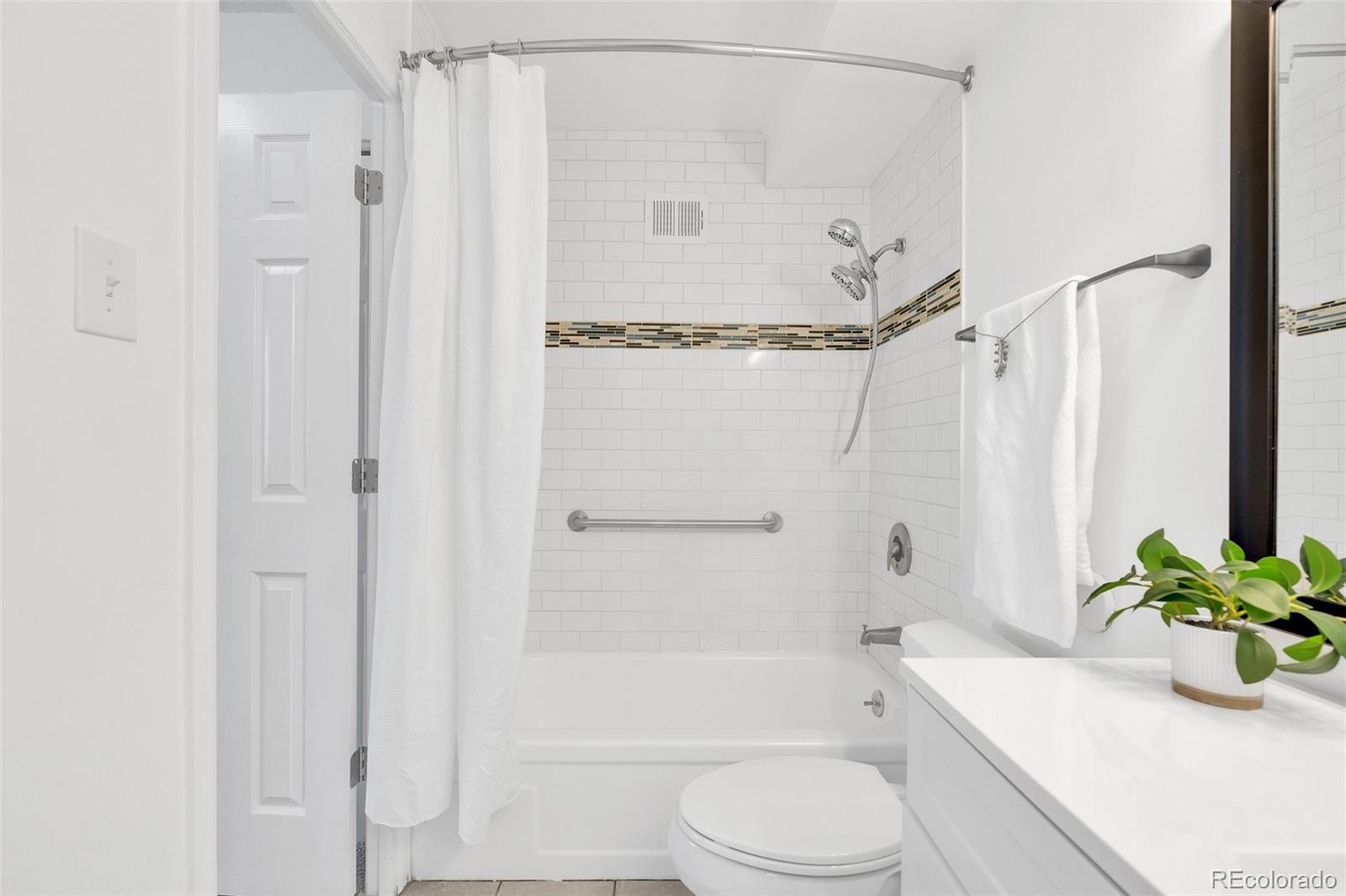 9300 E Center Avenue Unit: 7A