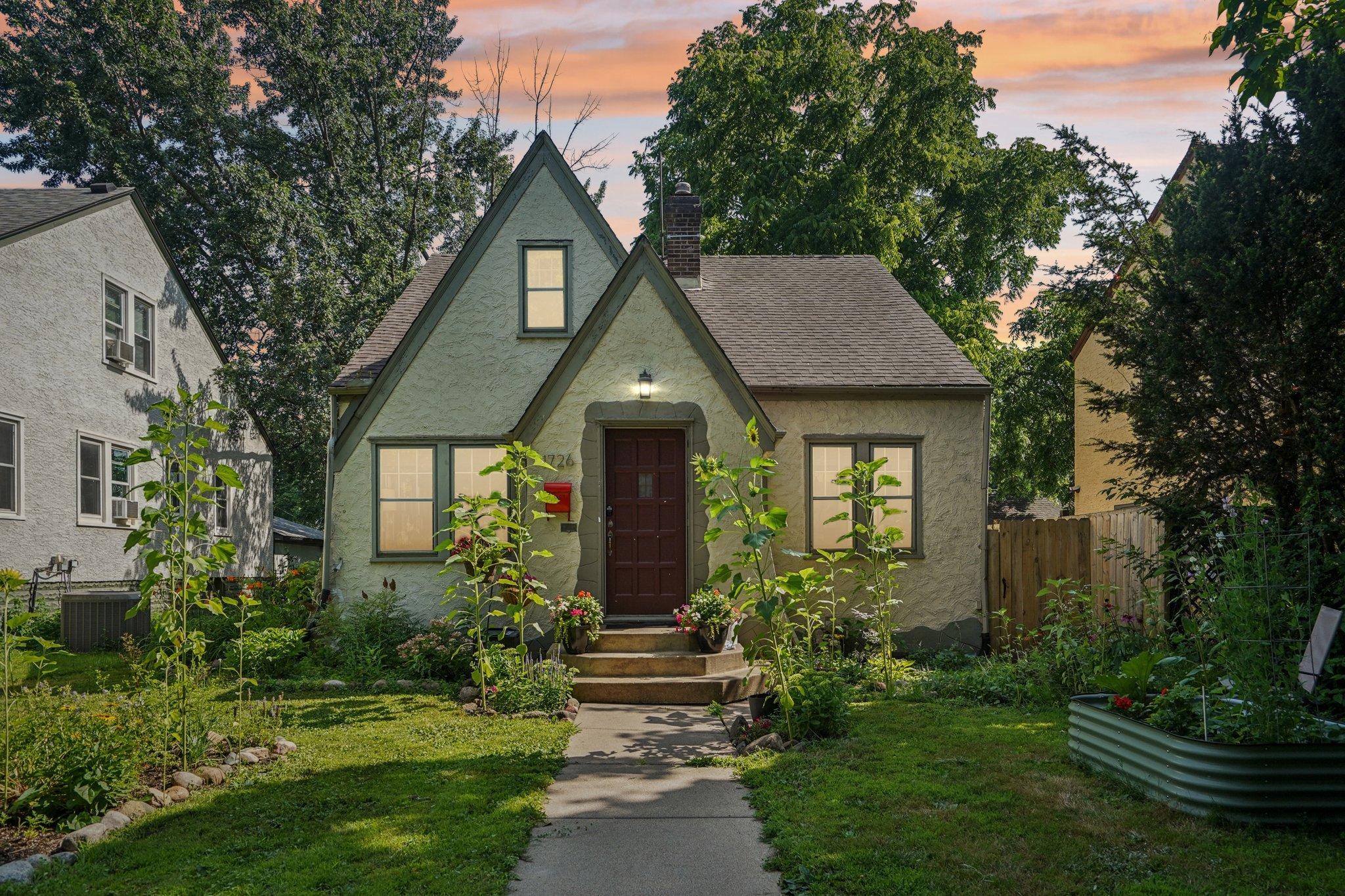 1726 Maryland Avenue E