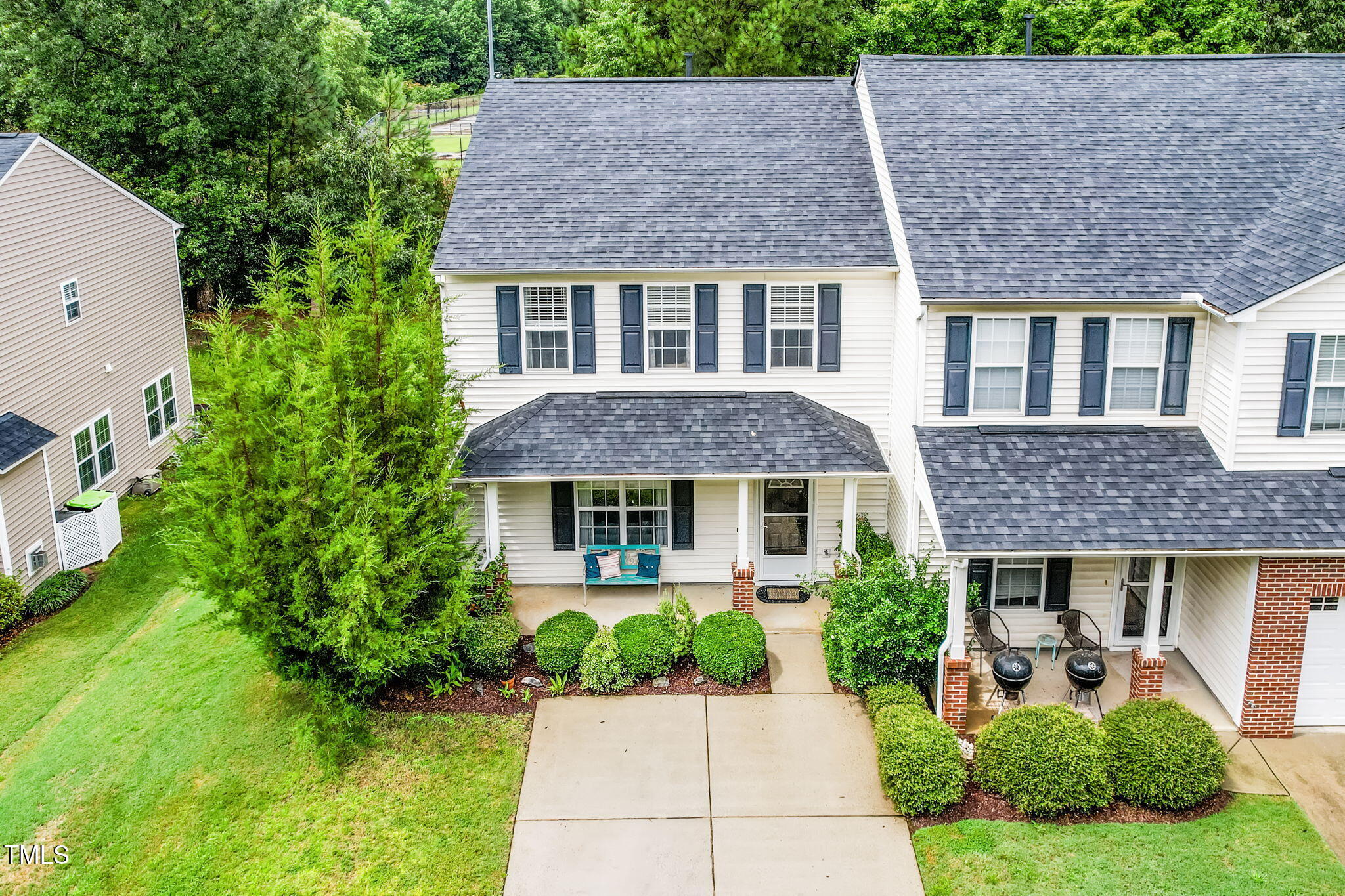 116 Cline Falls Dr - Holly Springs, NC (Autumn Park)