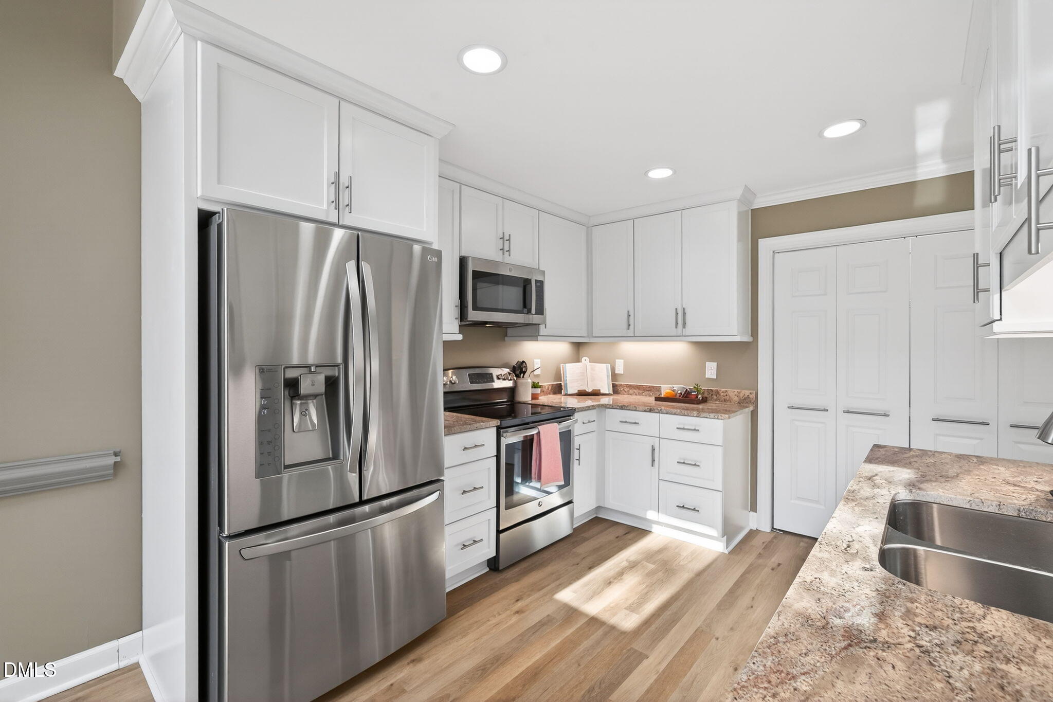 119 Heatherwood Dr - Apex, NC (Heatherwood Townhomes)