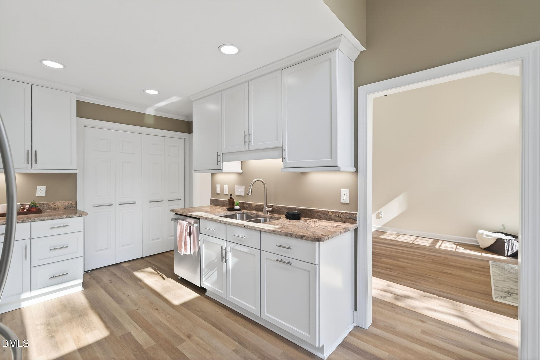 119 Heatherwood Dr - Apex, NC (Heatherwood Townhomes)