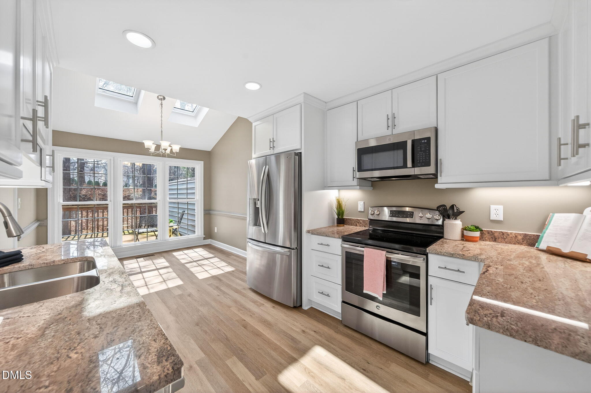 119 Heatherwood Dr - Apex, NC (Heatherwood Townhomes)