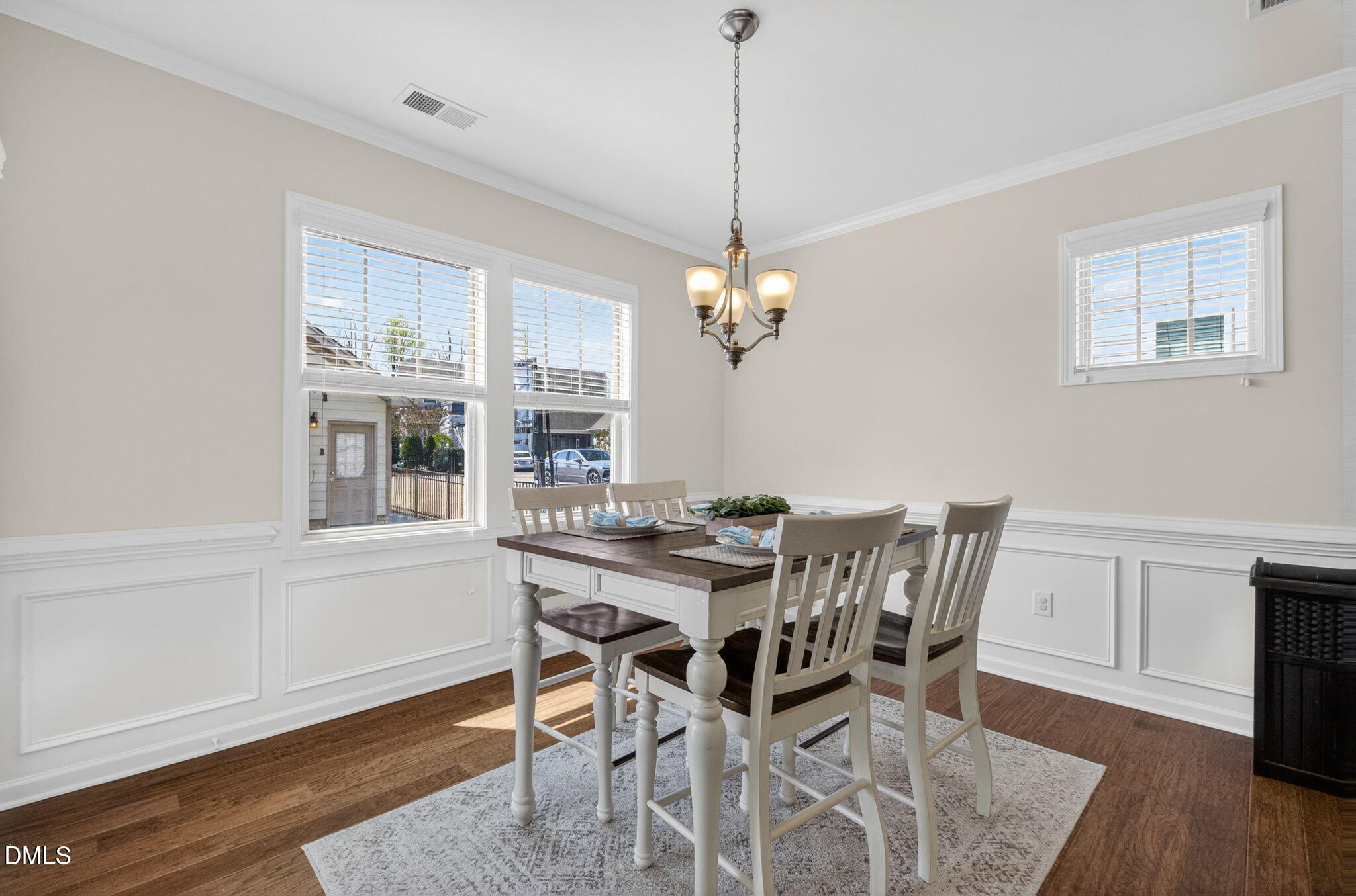 916 Conifer Forest Ln - Wake Forest, NC (Traditions)