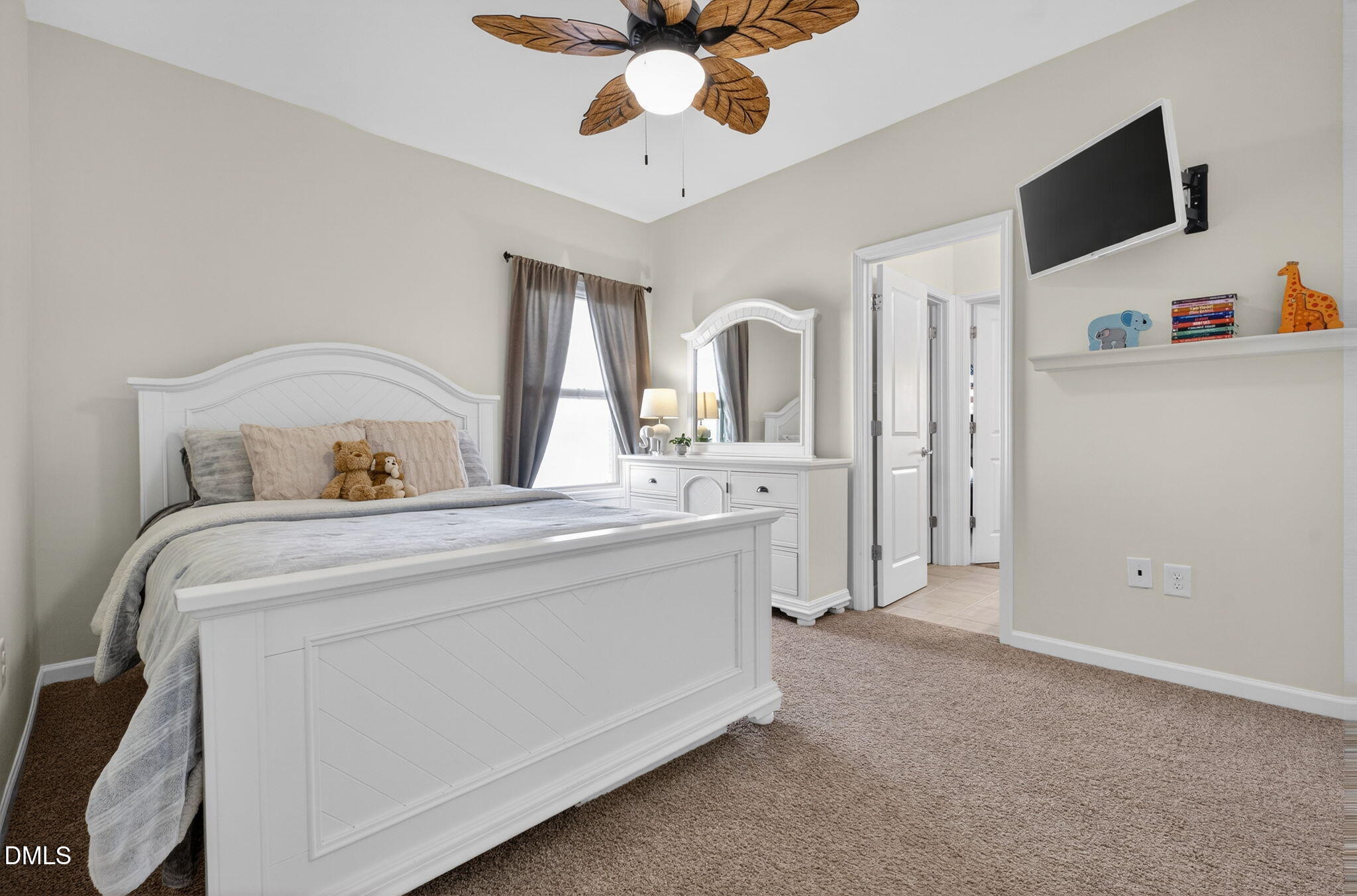 916 Conifer Forest Ln - Wake Forest, NC (Traditions)