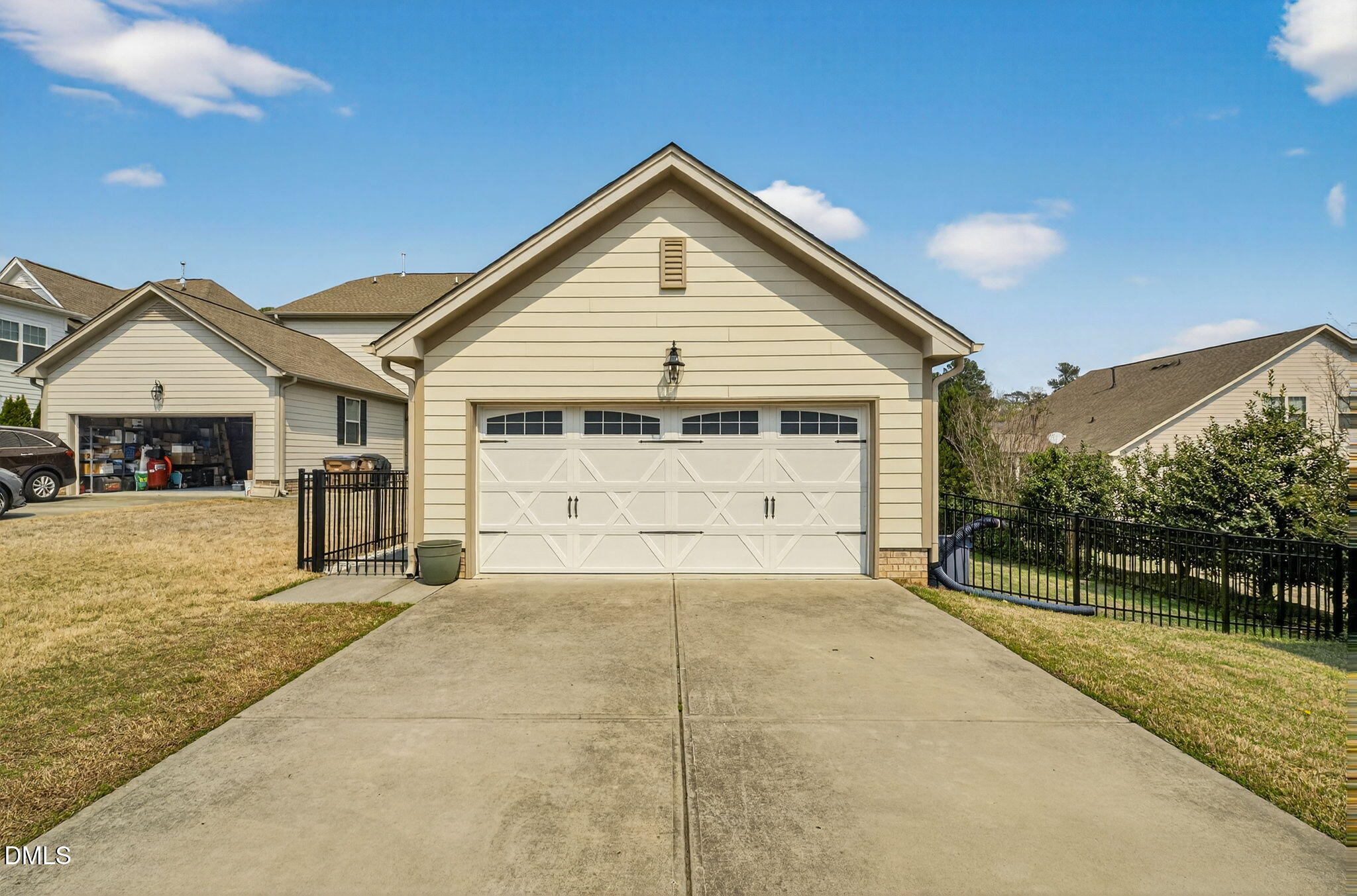 916 Conifer Forest Ln - Wake Forest, NC (Traditions)