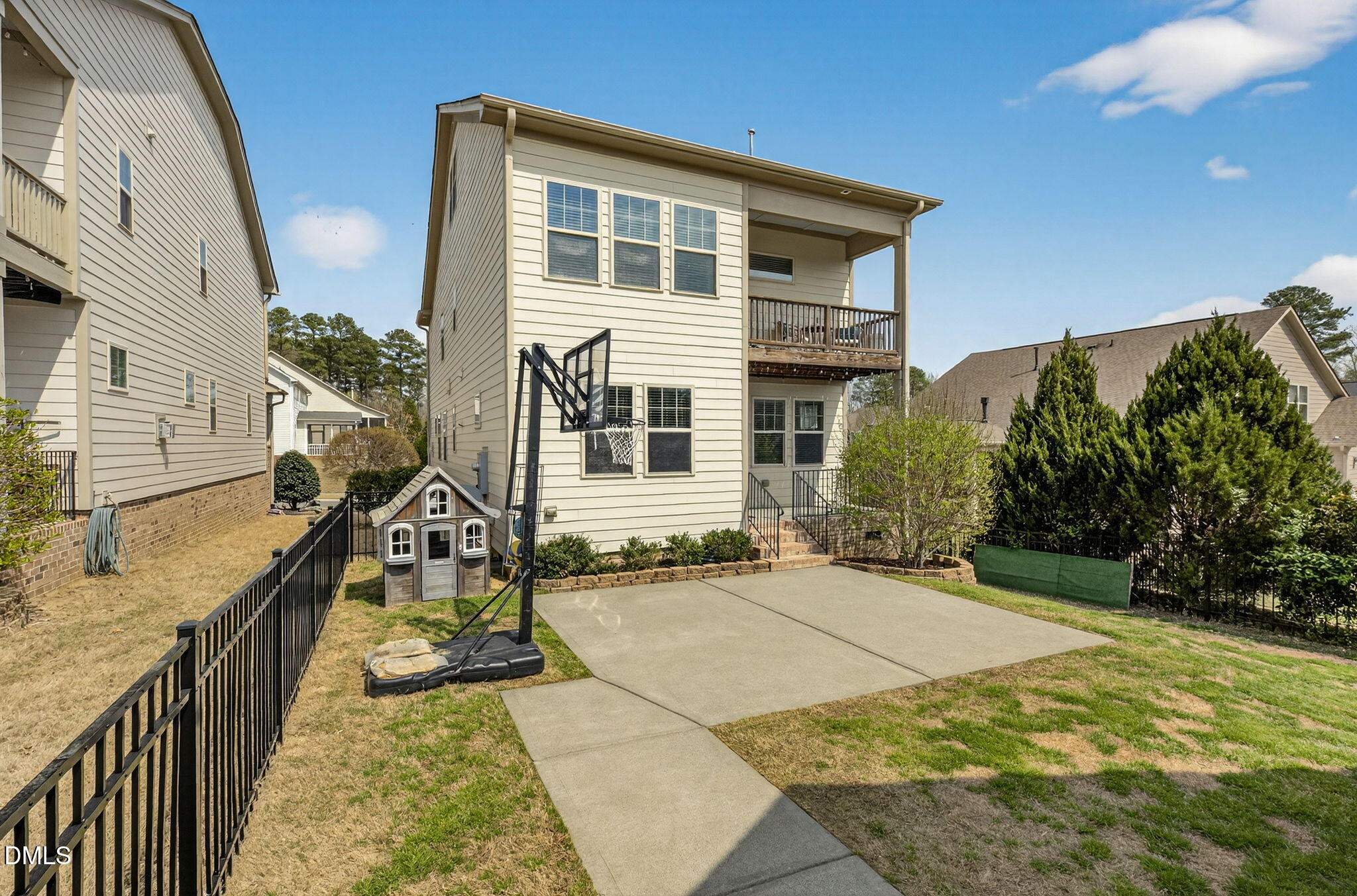 916 Conifer Forest Ln - Wake Forest, NC (Traditions)