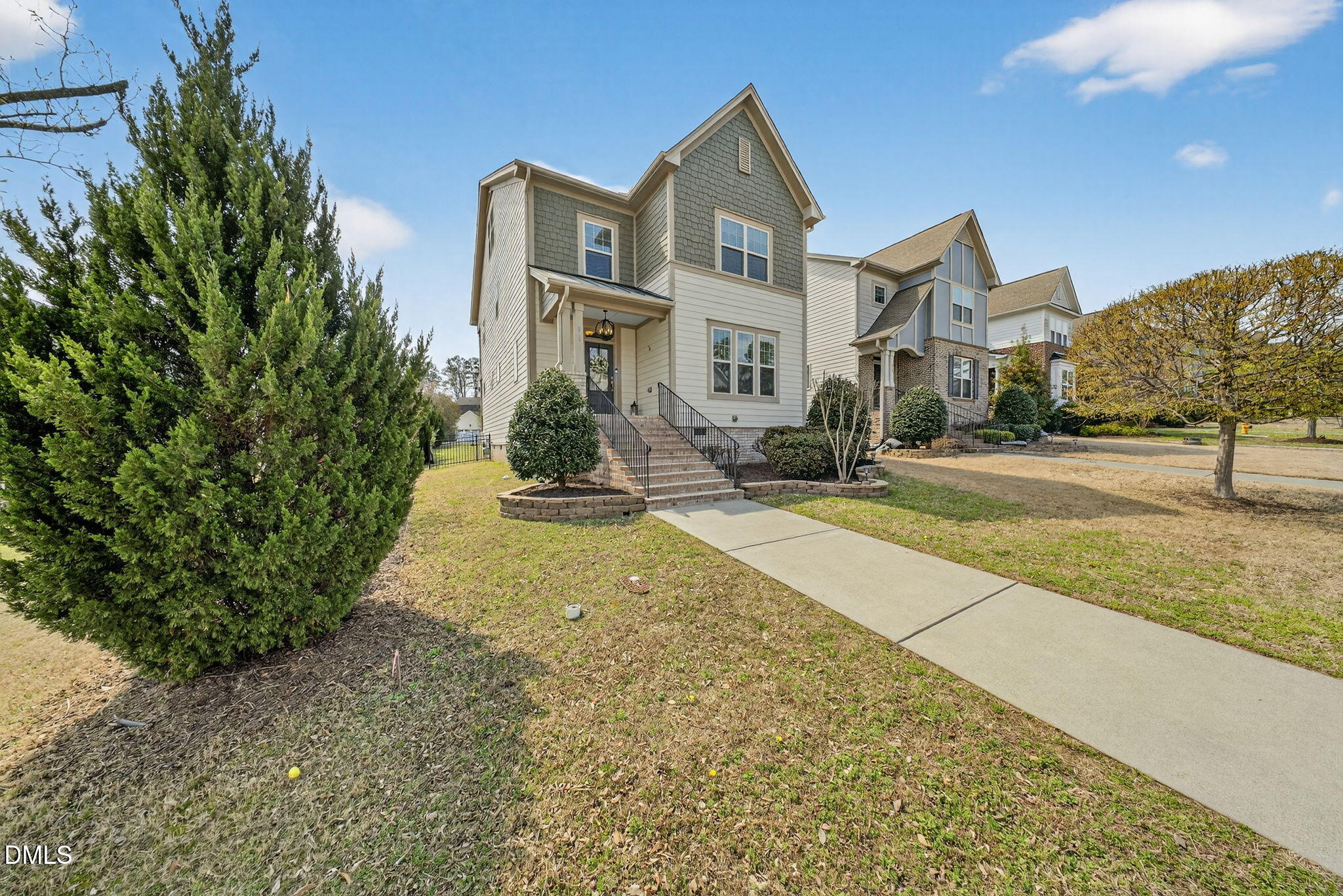 916 Conifer Forest Ln - Wake Forest, NC (Traditions)