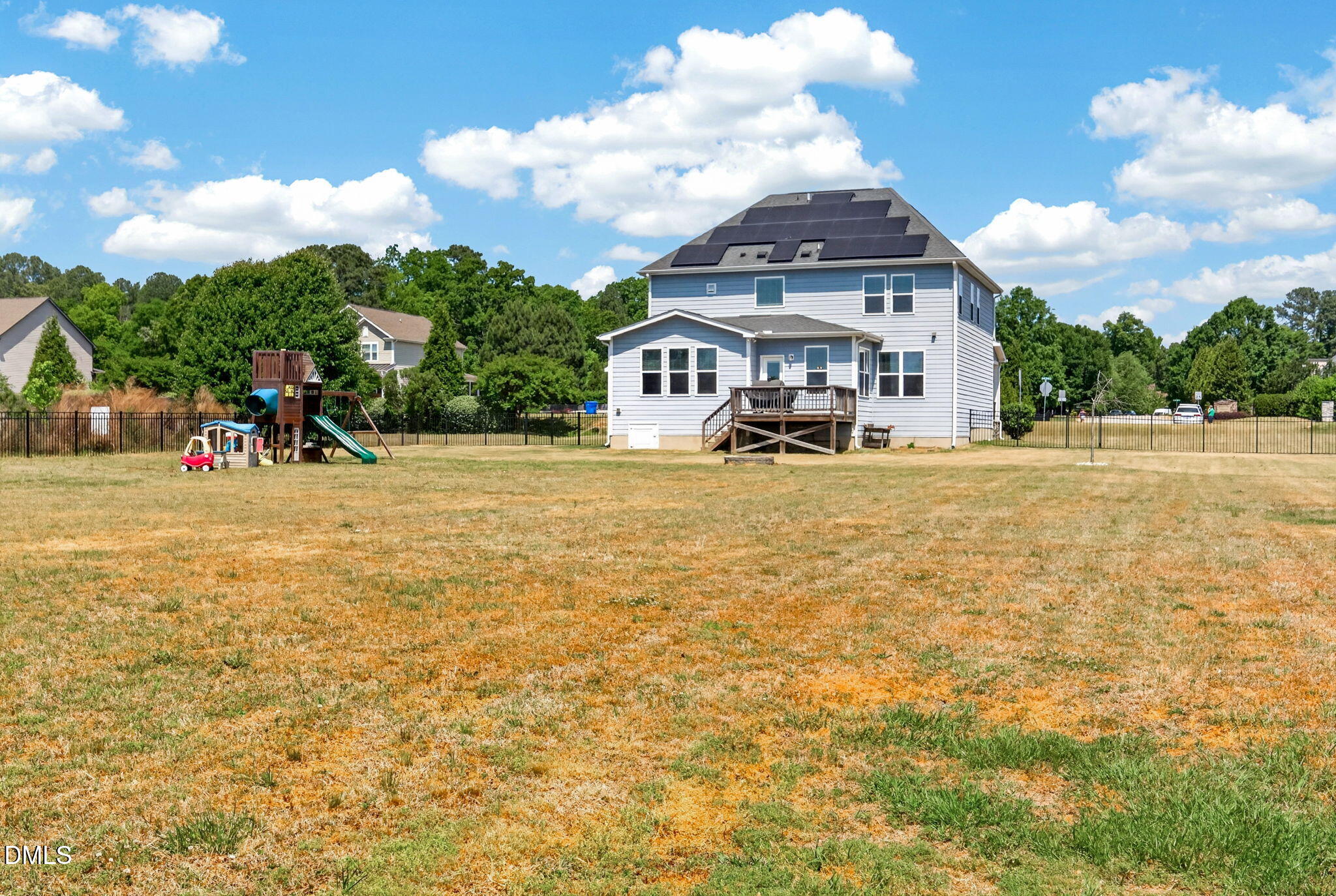 4900 Sunset Stream Drive - Fuquay-Varina, NC (Sunset Glen)