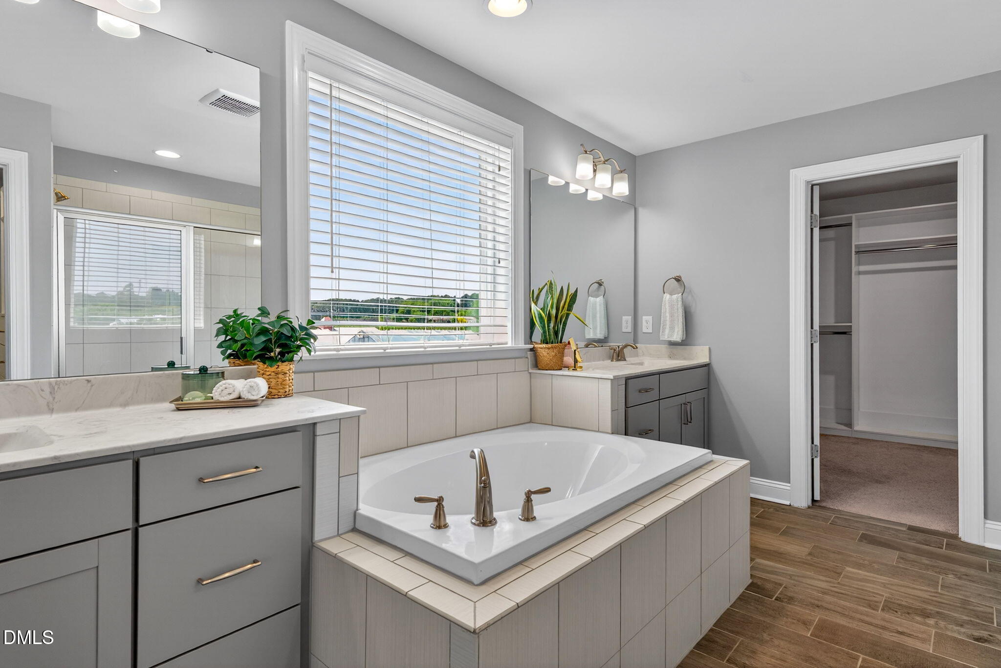 4900 Sunset Stream Drive - Fuquay-Varina, NC (Sunset Glen)