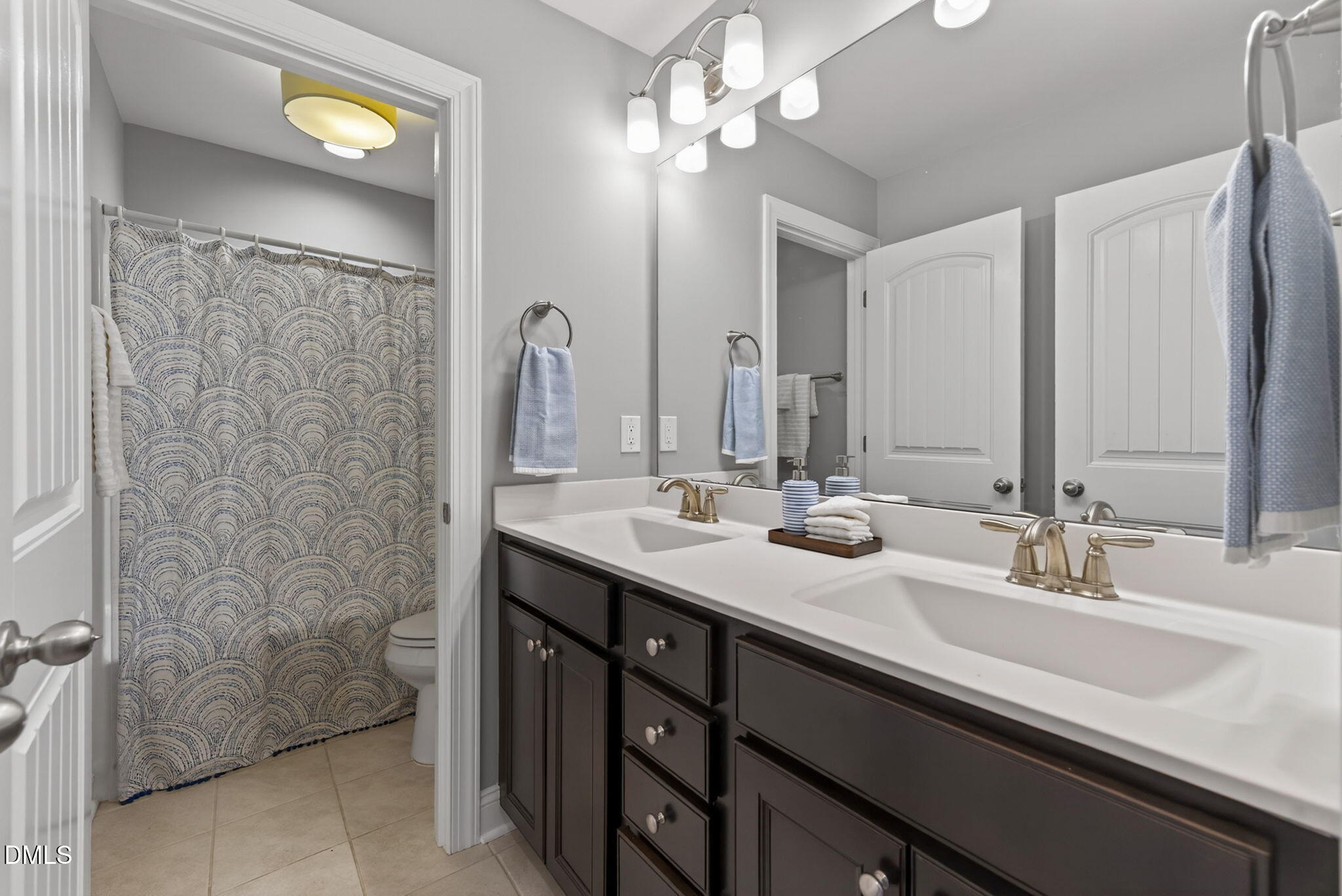 4900 Sunset Stream Drive - Fuquay-Varina, NC (Sunset Glen)