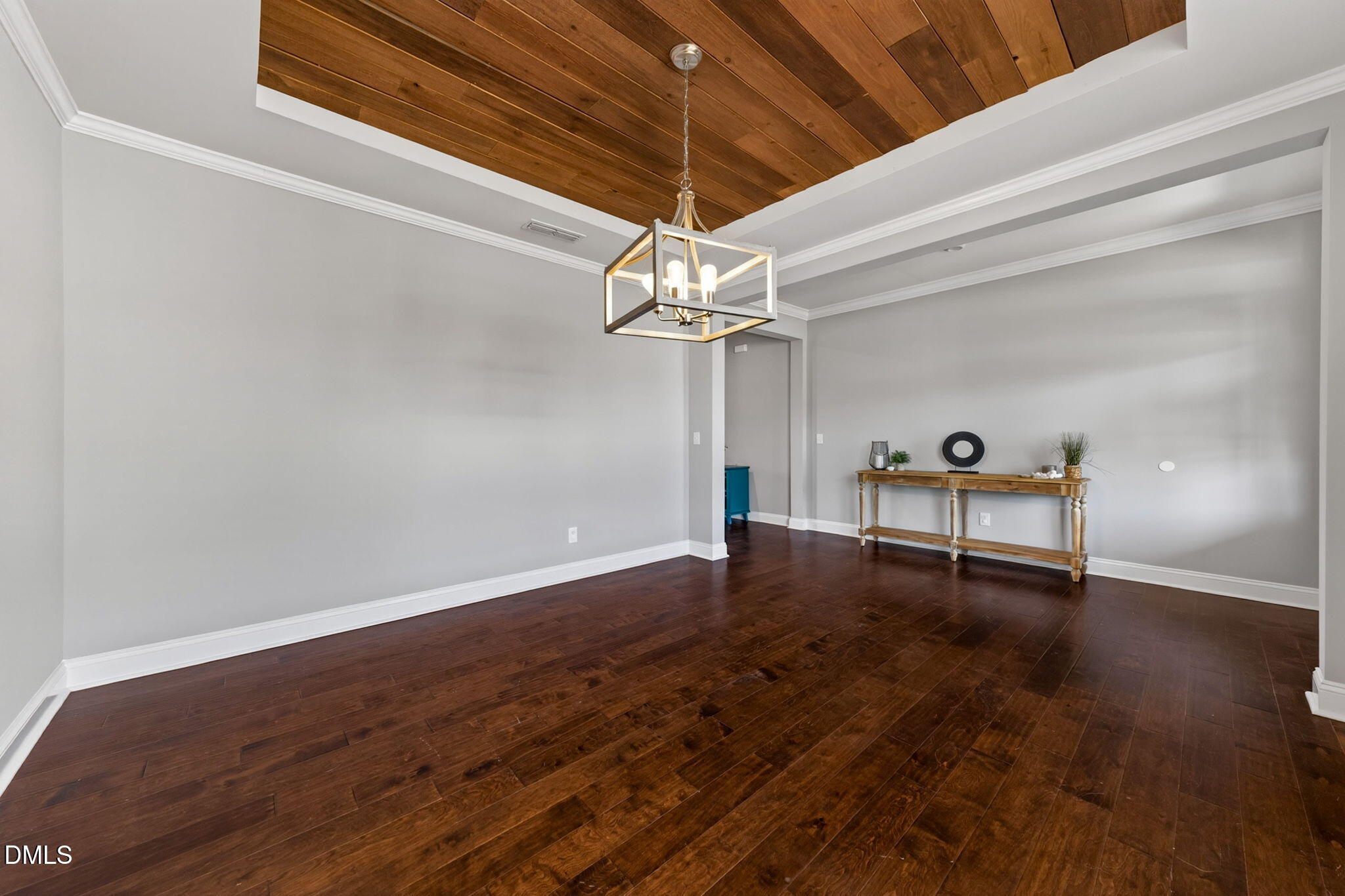 4900 Sunset Stream Drive - Fuquay-Varina, NC (Sunset Glen)