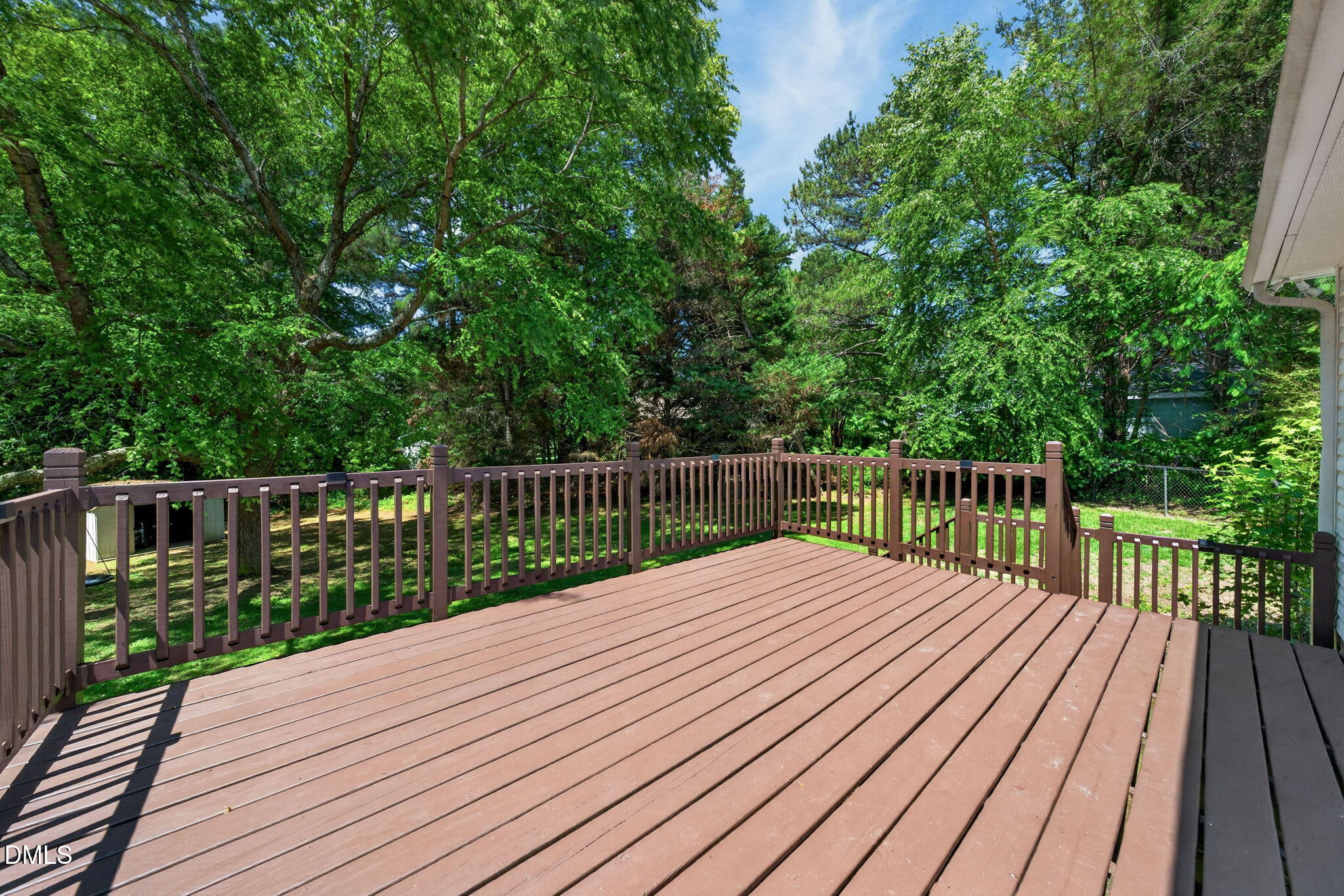 217 Deep Creek Dr - Clayton, NC (Meadow Creek)
