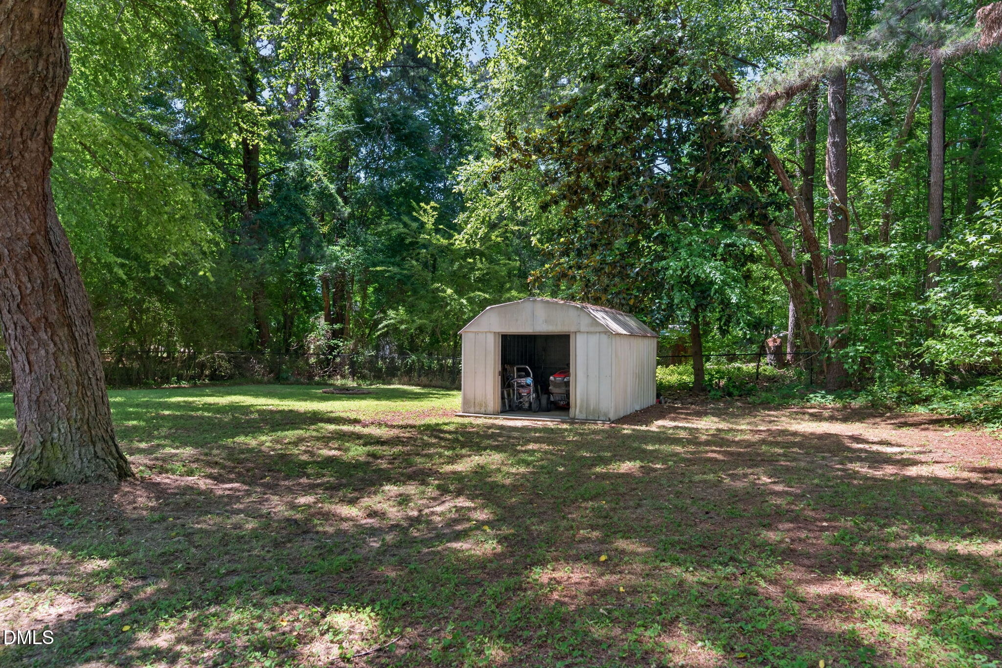 217 Deep Creek Dr - Clayton, NC (Meadow Creek)