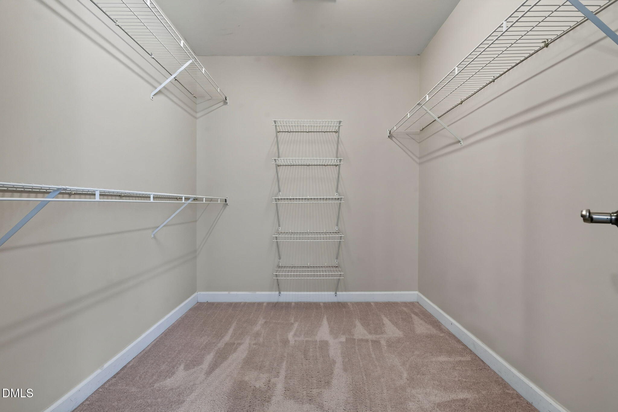 2411 Fordcrest Dr - Apex, NC (Waterford Green)