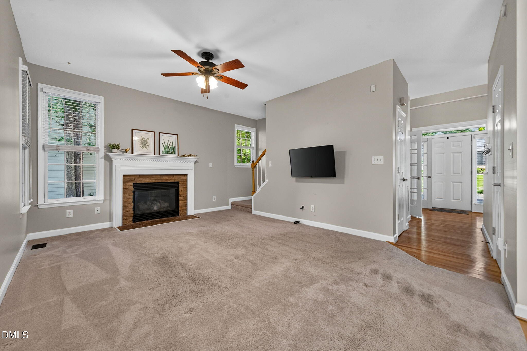 2411 Fordcrest Dr - Apex, NC (Waterford Green)