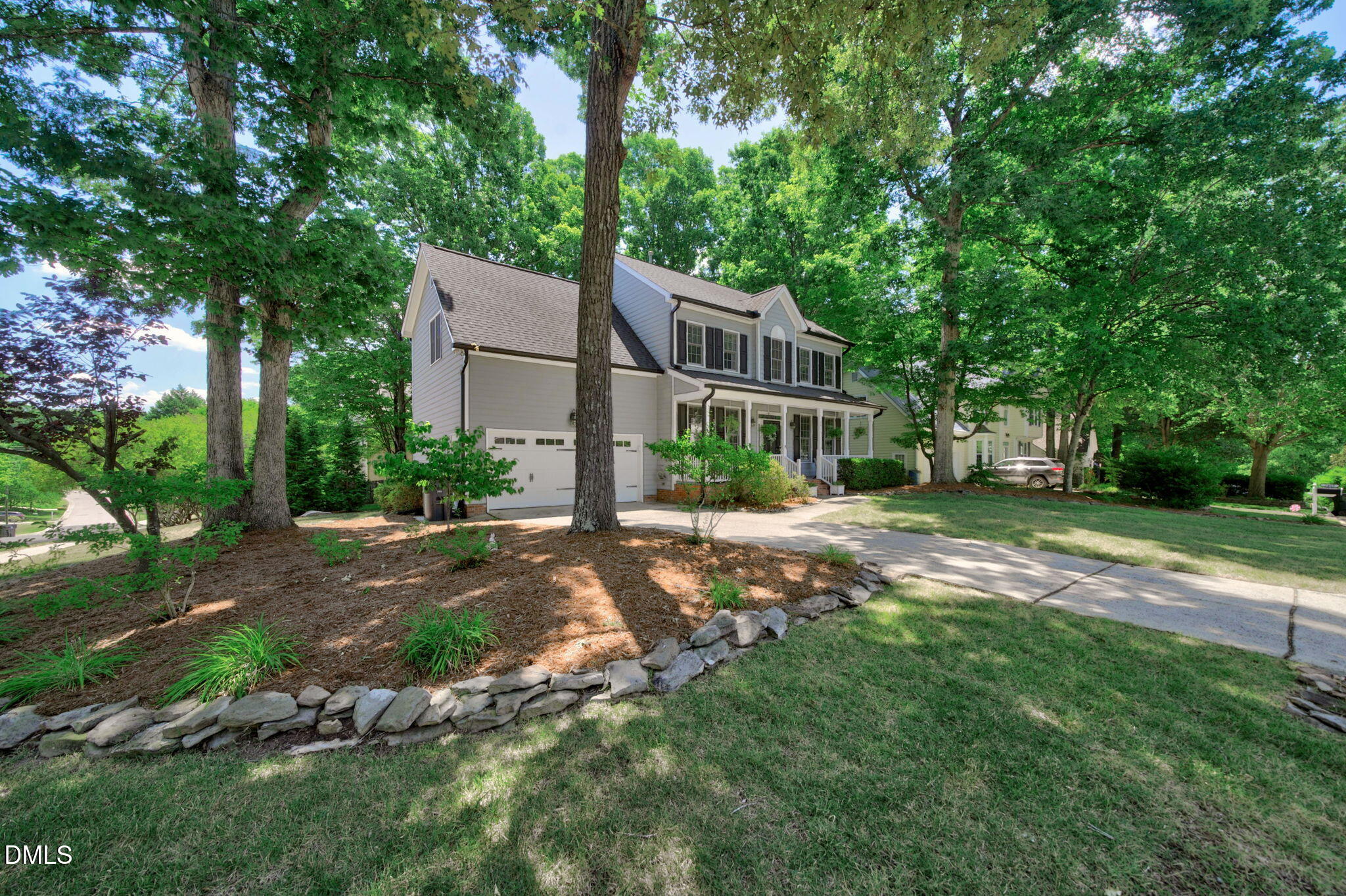 2411 Fordcrest Dr - Apex, NC (Waterford Green)