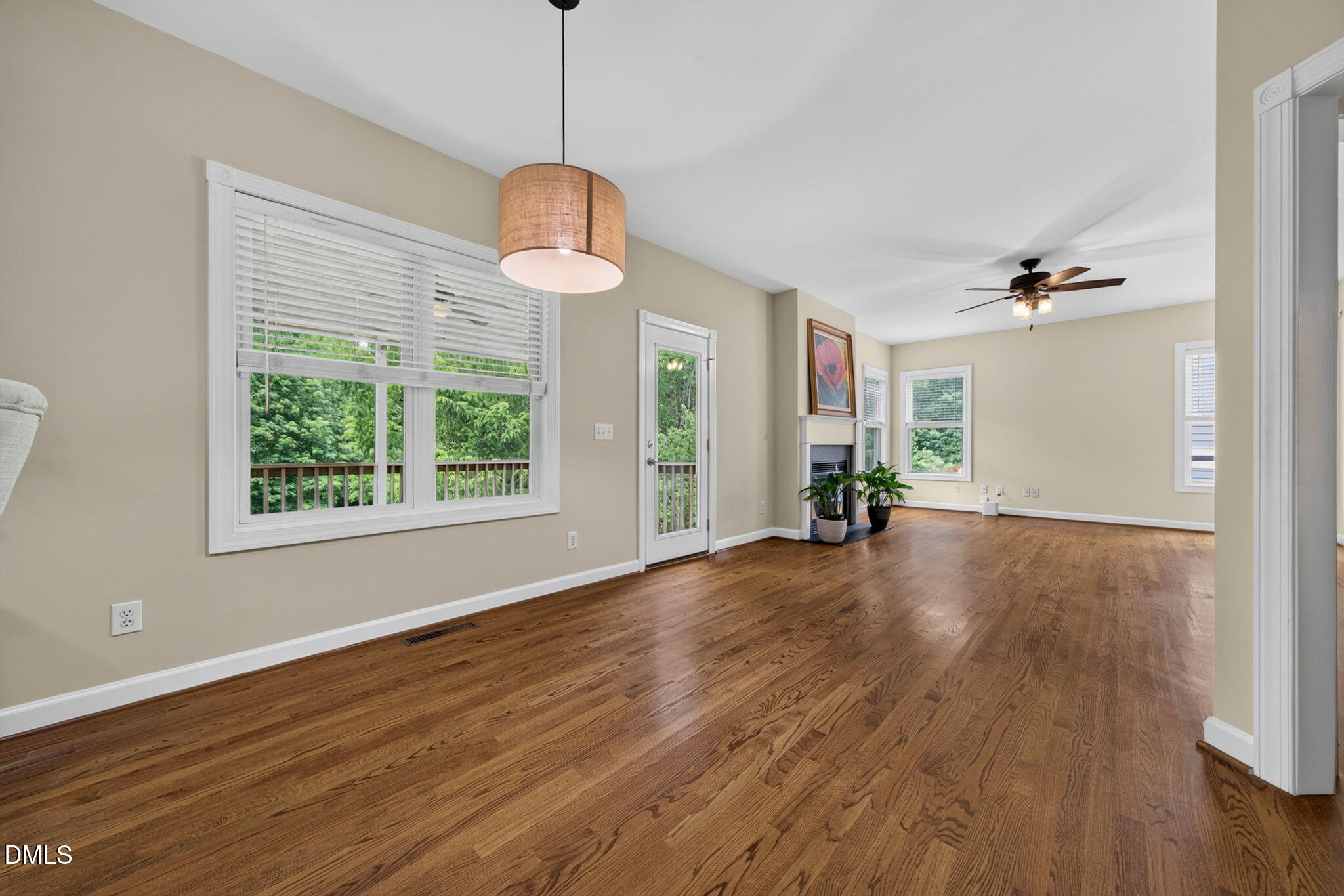 1603 Grappenhall Dr - Apex, NC (Whitehall Manor)