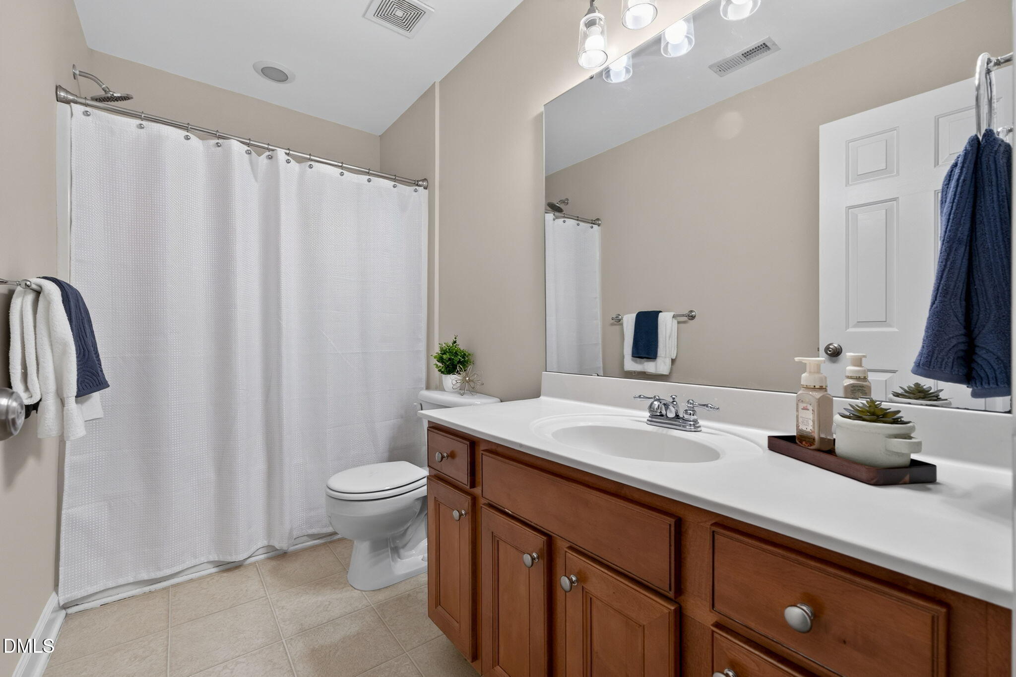 1603 Grappenhall Dr - Apex, NC (Whitehall Manor)