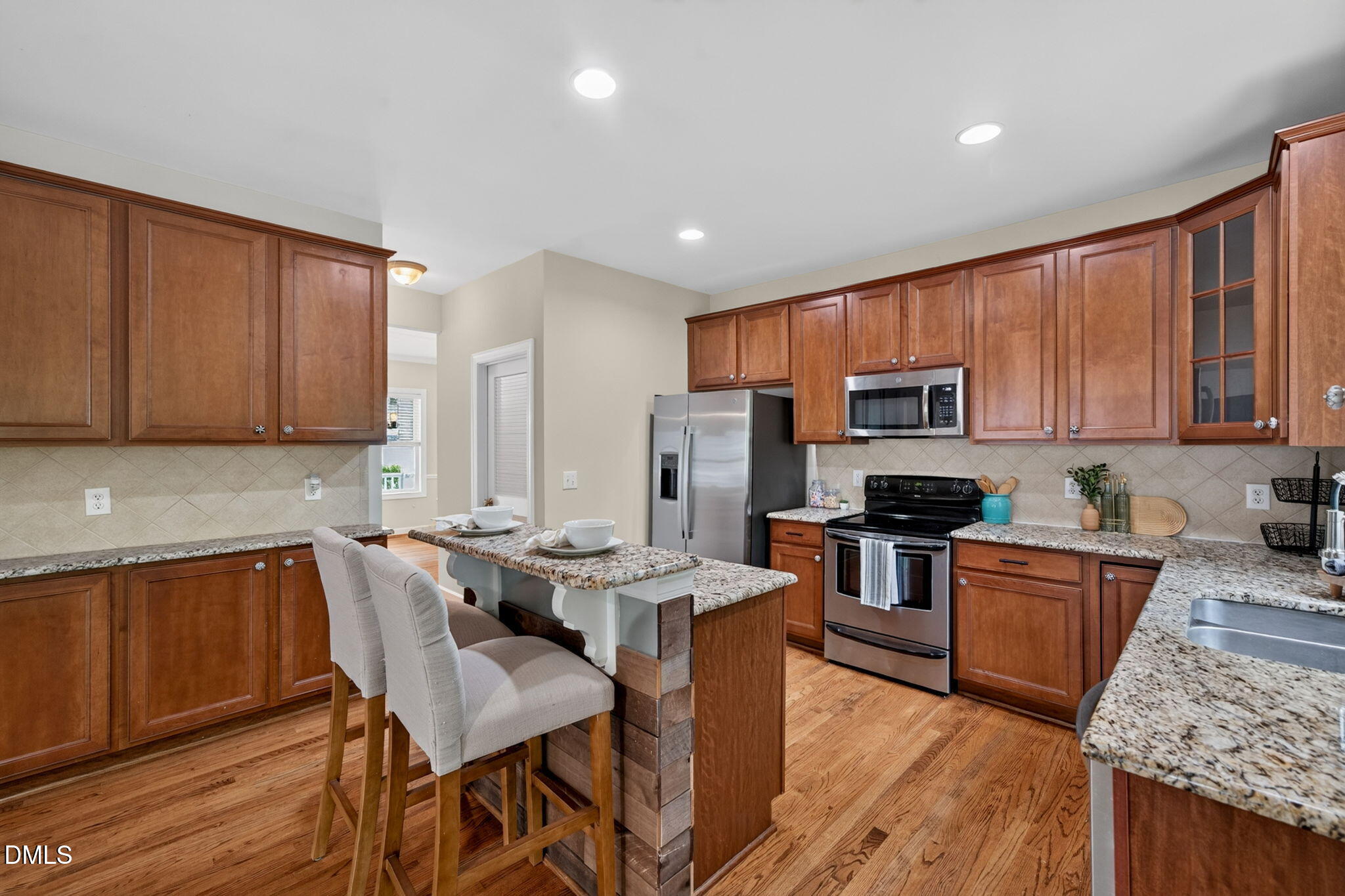 1603 Grappenhall Dr - Apex, NC (Whitehall Manor)