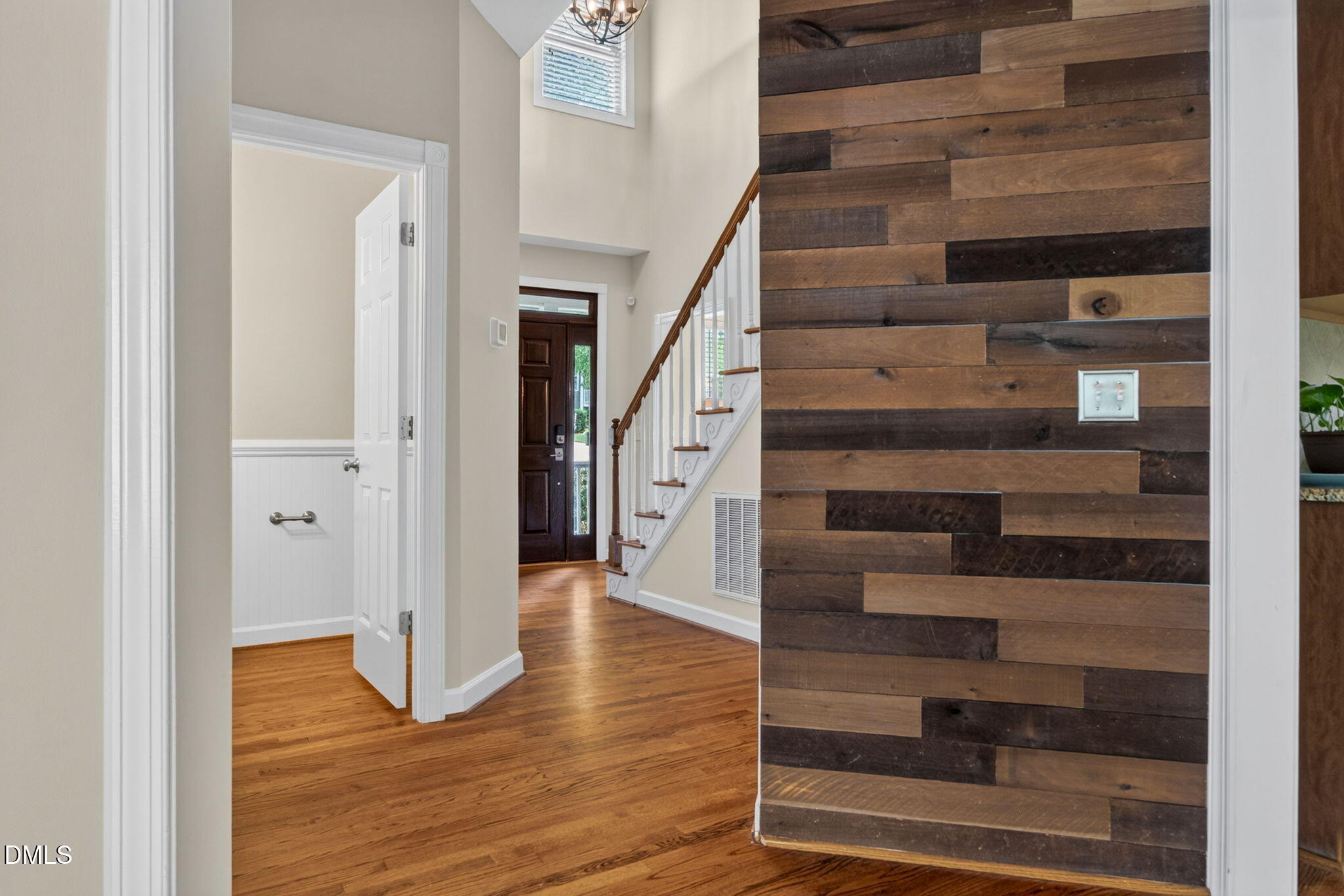 1603 Grappenhall Dr - Apex, NC (Whitehall Manor)