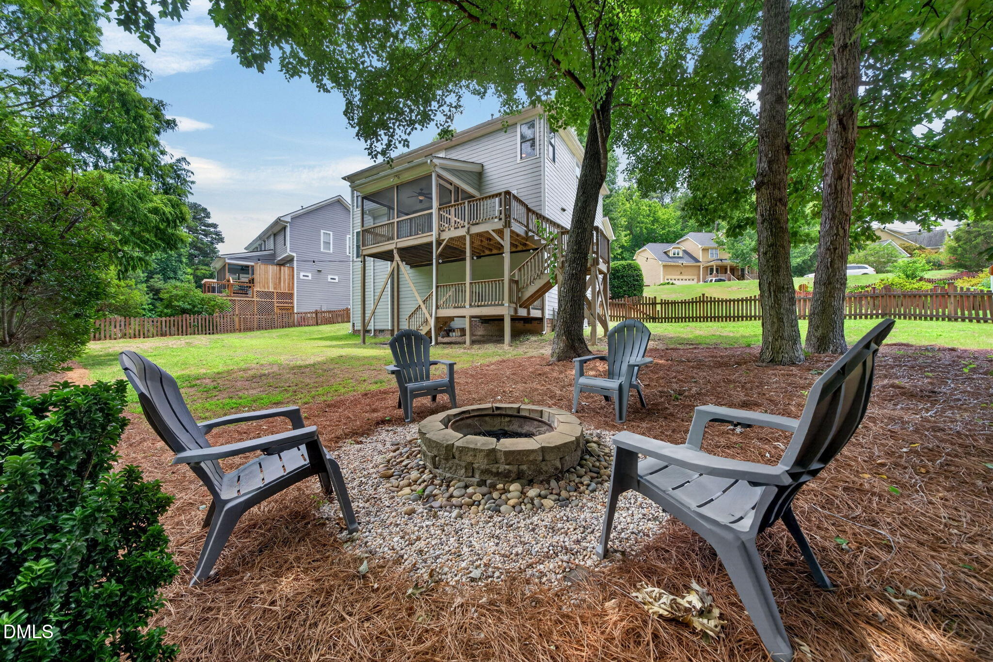 1603 Grappenhall Dr - Apex, NC (Whitehall Manor)