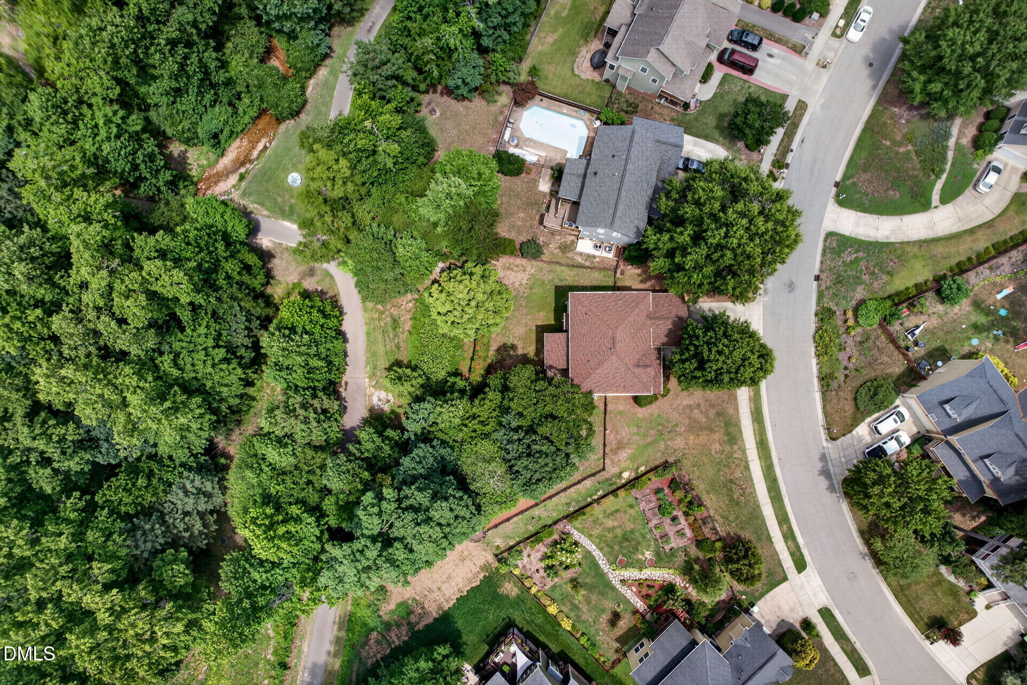 1603 Grappenhall Dr - Apex, NC (Whitehall Manor)