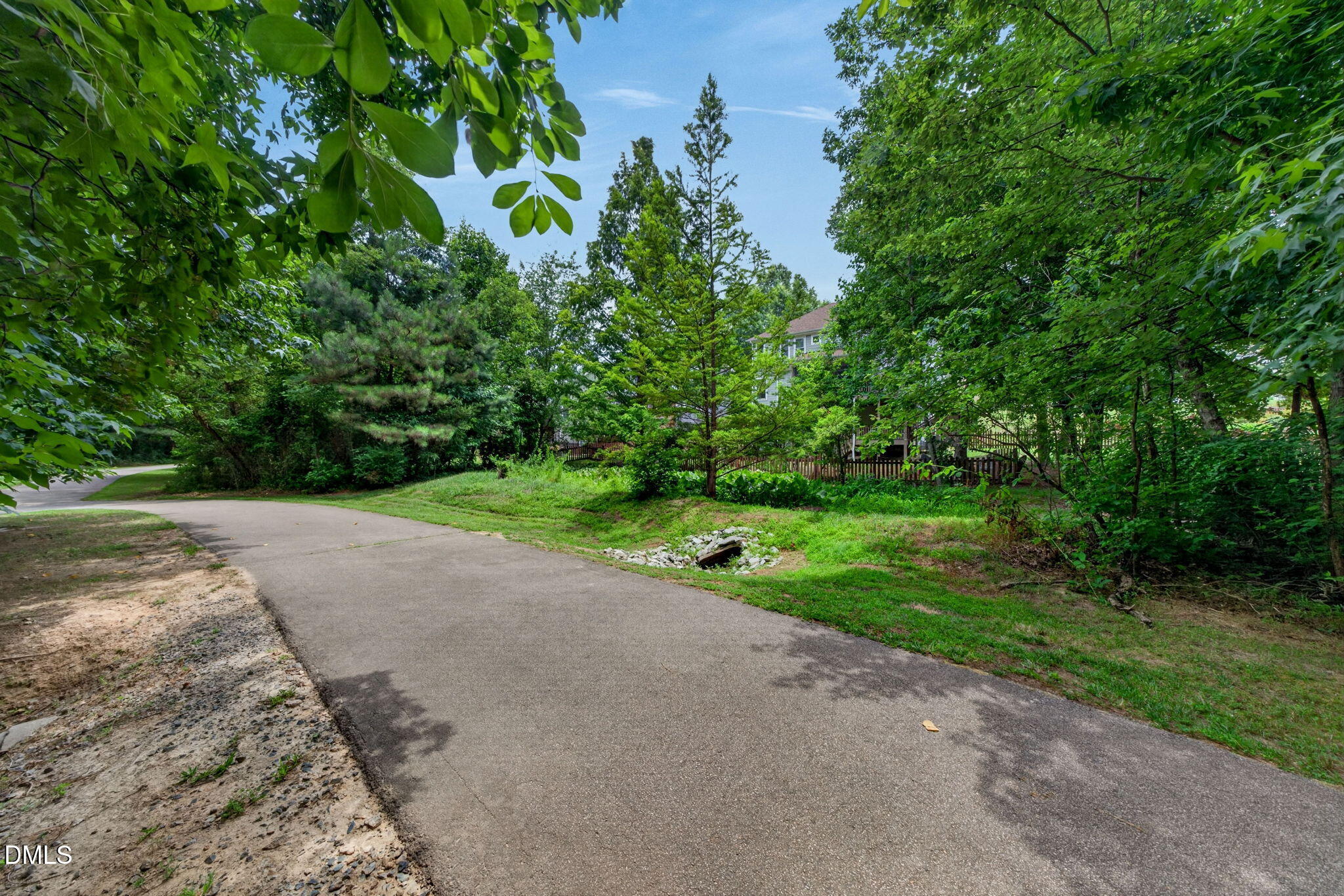 1603 Grappenhall Dr - Apex, NC (Whitehall Manor)