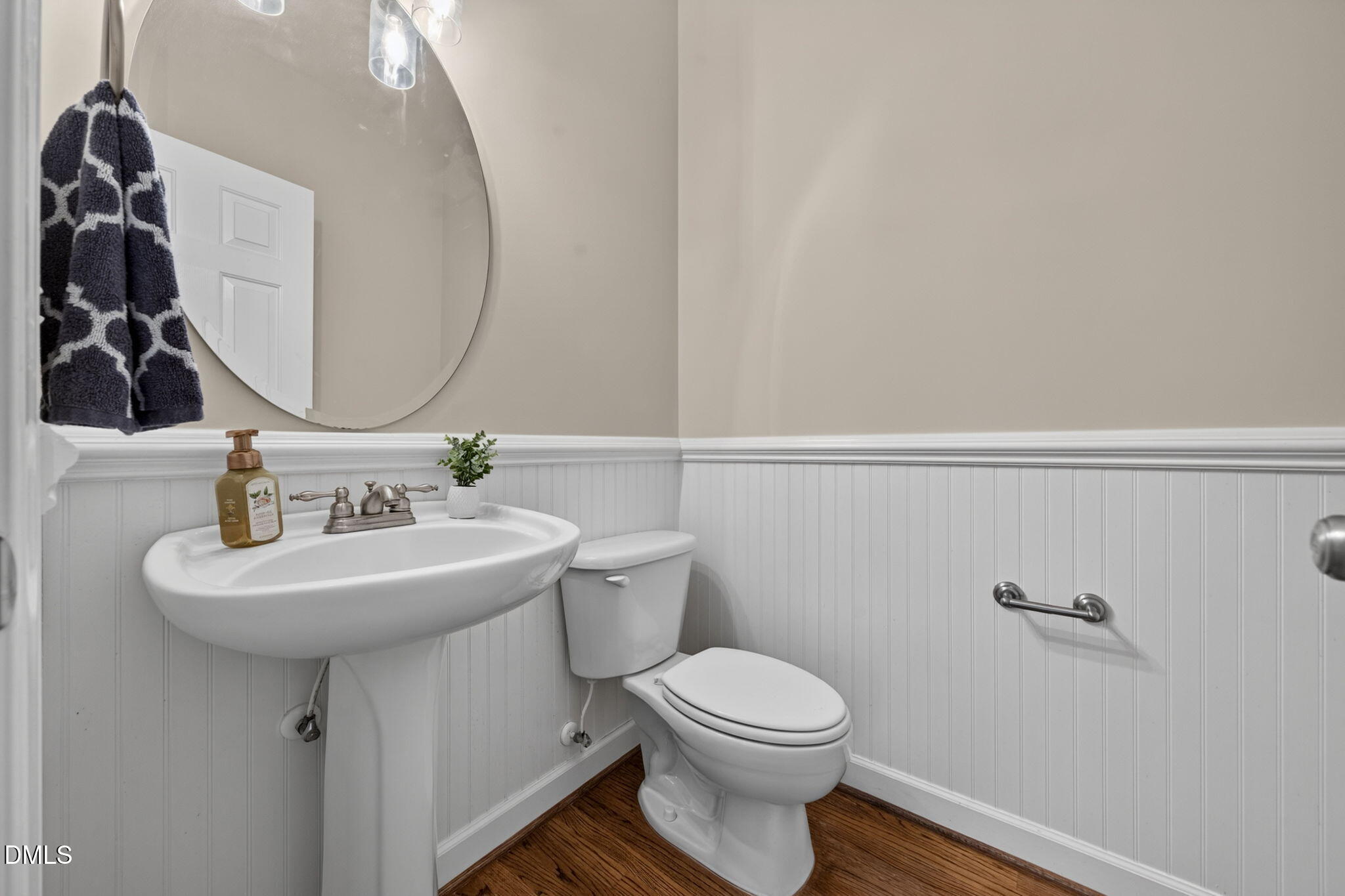 1603 Grappenhall Dr - Apex, NC (Whitehall Manor)