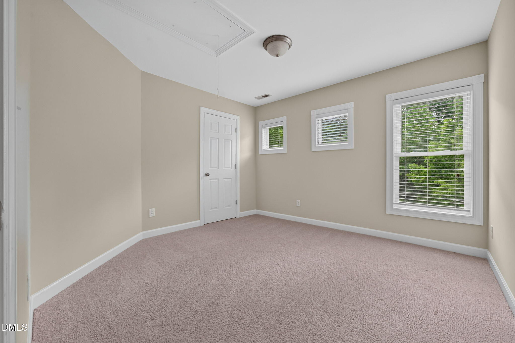 1603 Grappenhall Dr - Apex, NC (Whitehall Manor)