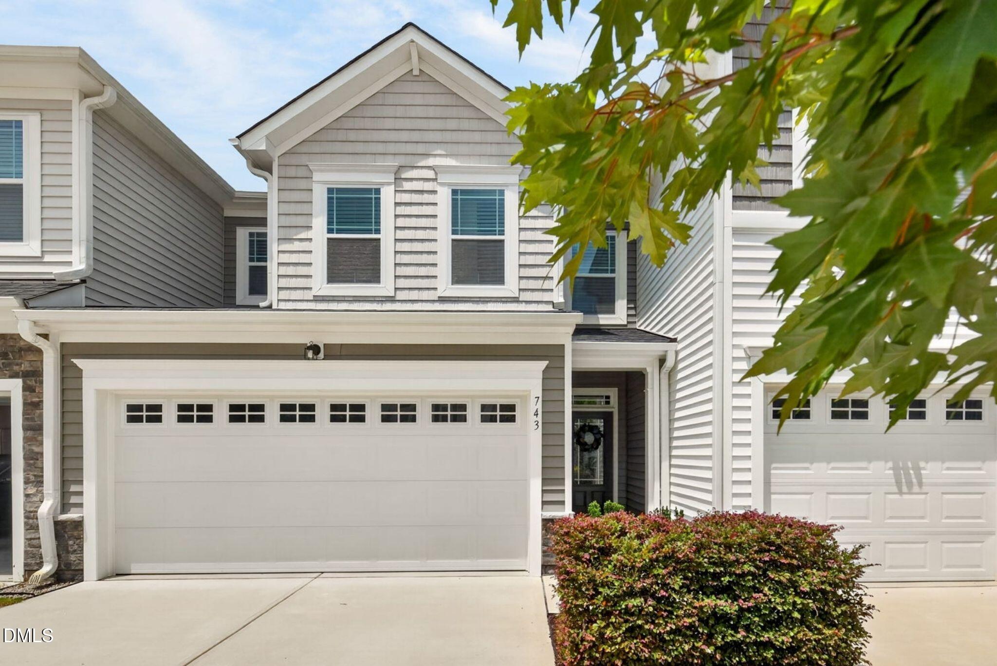 743 Creekway Dr - Fuquay-Varina (Holland Station Townhomes)
